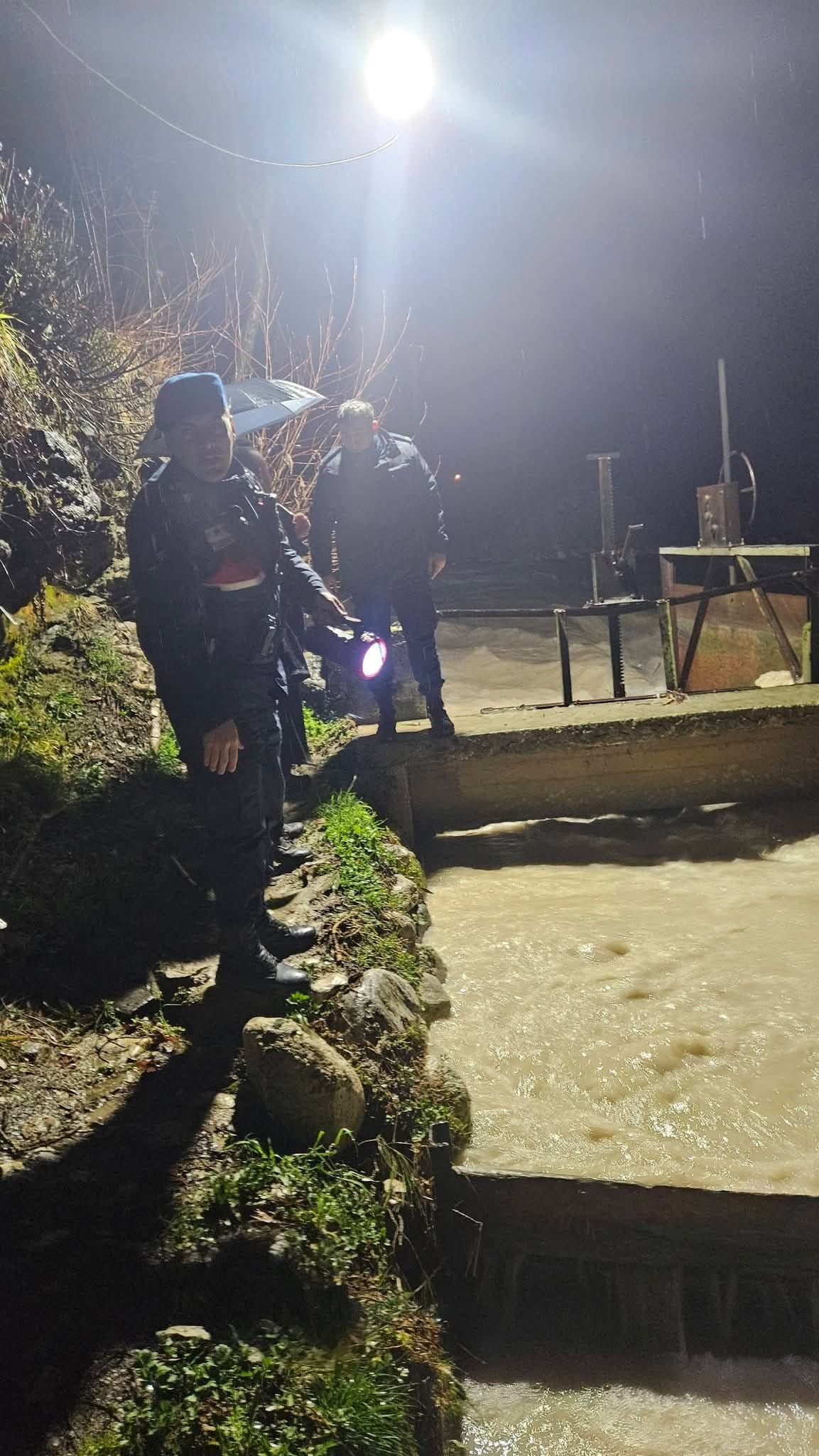 Kahreden Ölüm! Yardıma Giden 3 Çocuk Babası Akıntıya Kapılıp Hayatını Kaybetti (3)