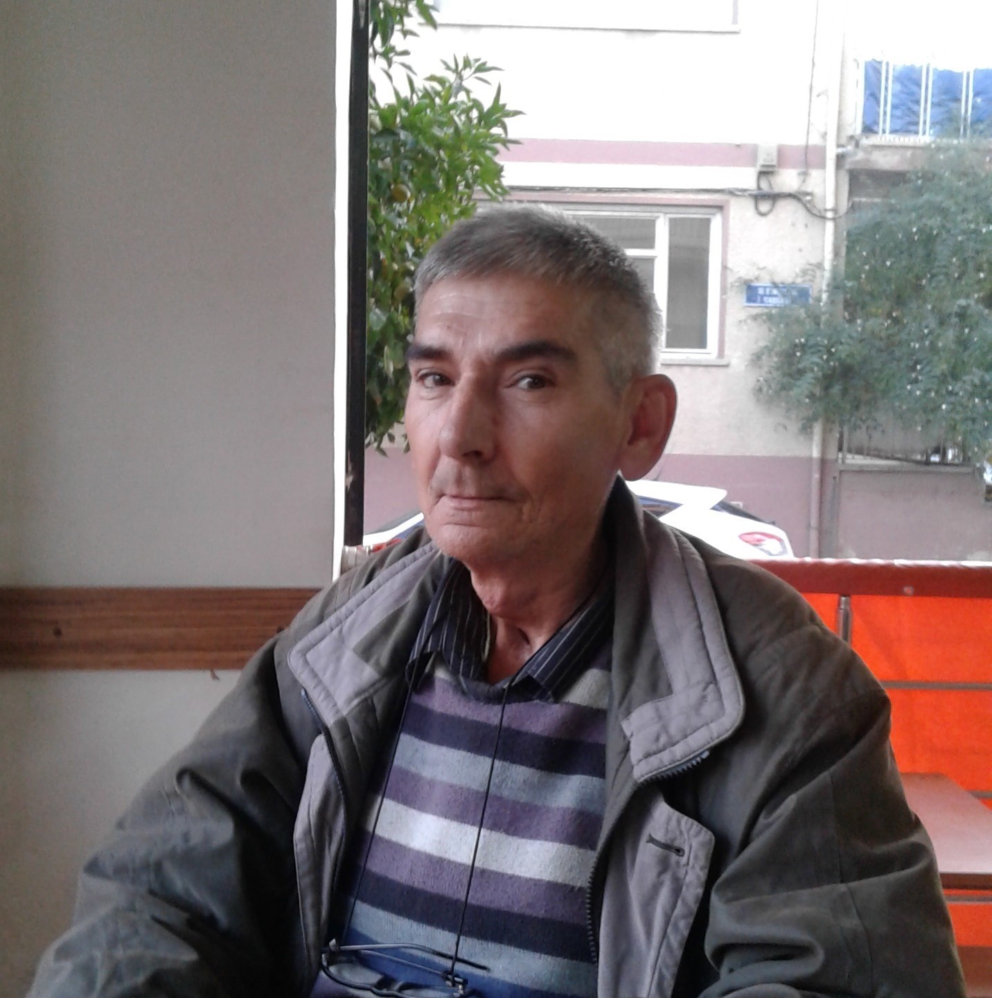 Kahveye Gidiyorum Demisti Yalniz Yasayan Adamdan Aci Haber (2)