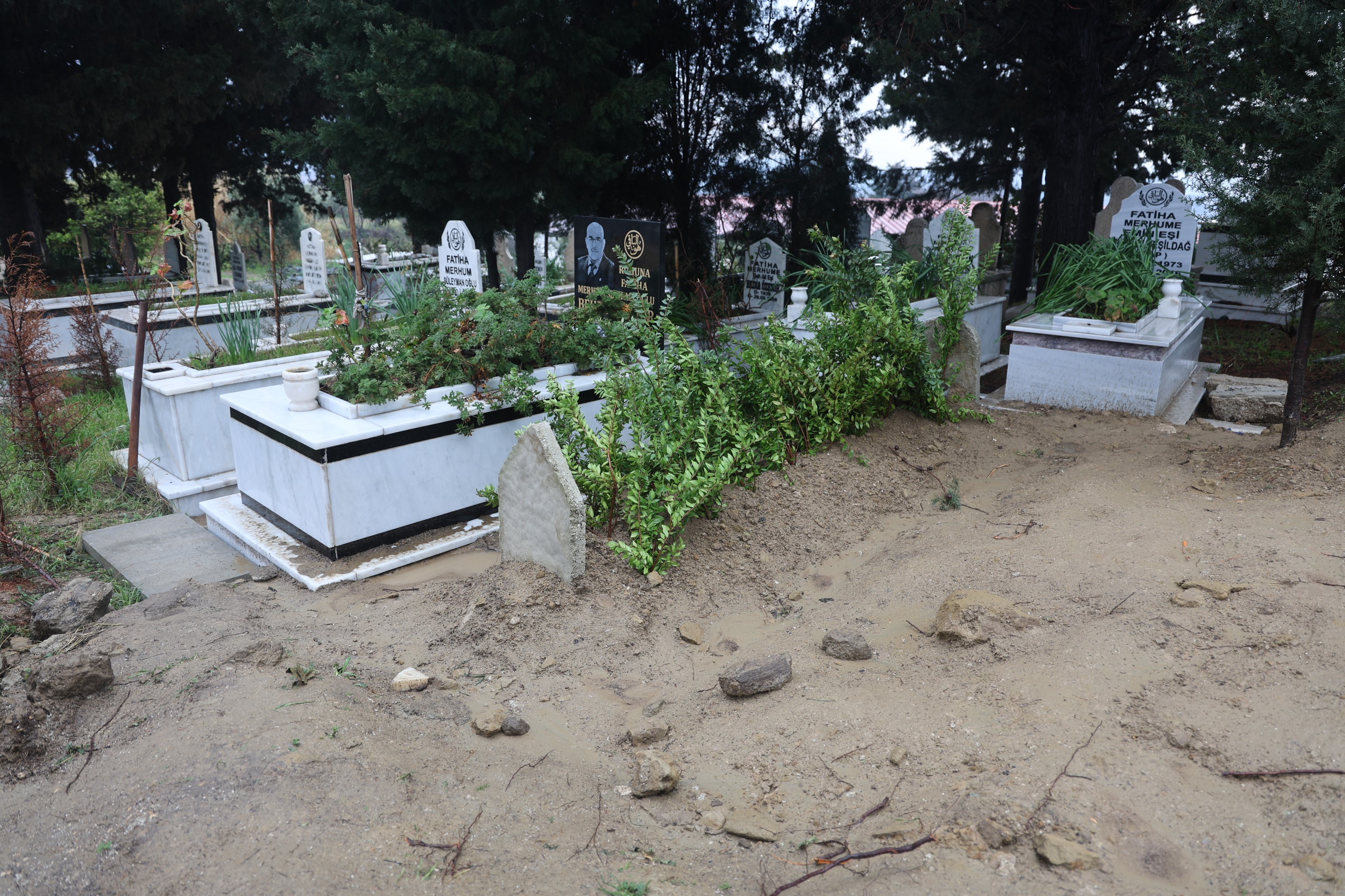 Kan Donduran Cinayet Eski Başkan, Oğlu Tarafından Katledildi (3)