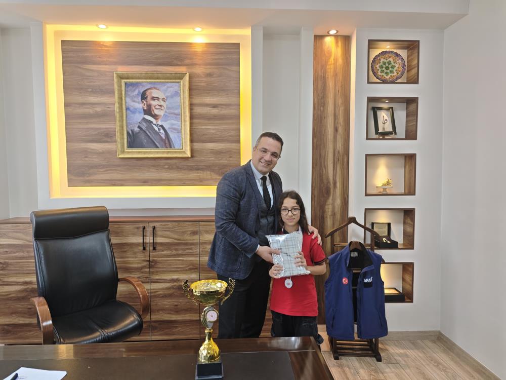 Kaymakam Dalaktan Basarili Sporculara Tebrik (2)