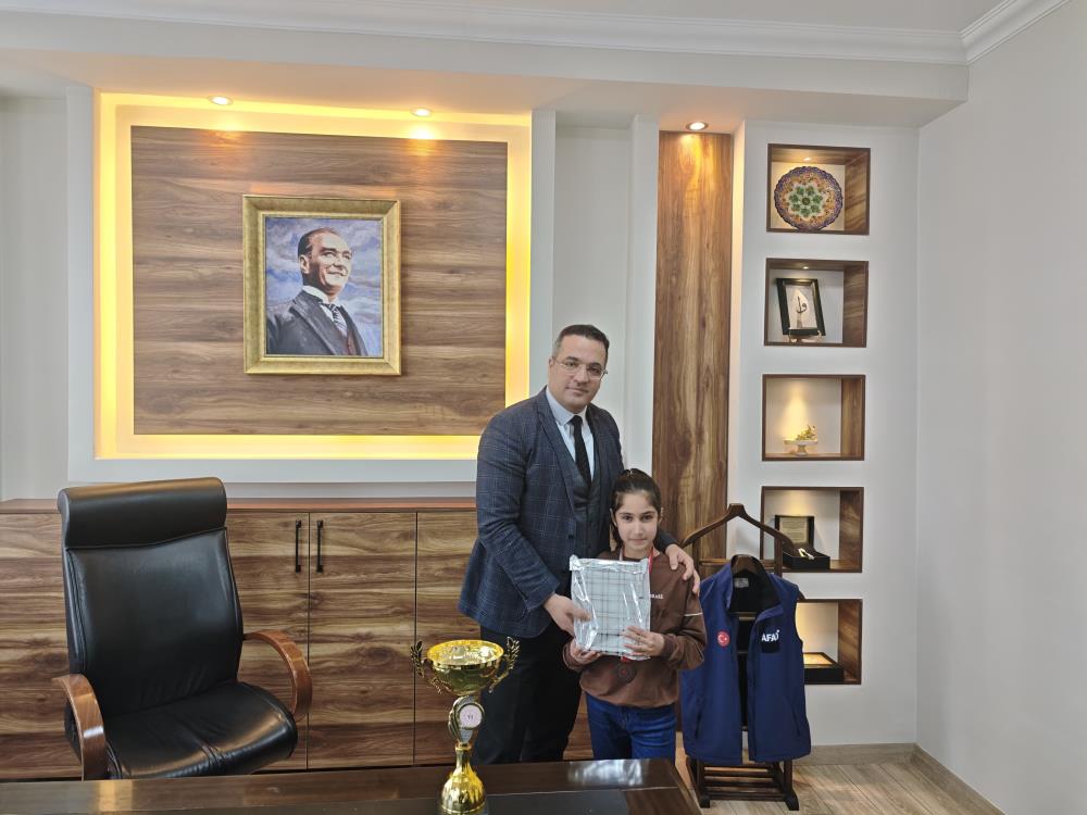 Kaymakam Dalaktan Basarili Sporculara Tebrik (4)