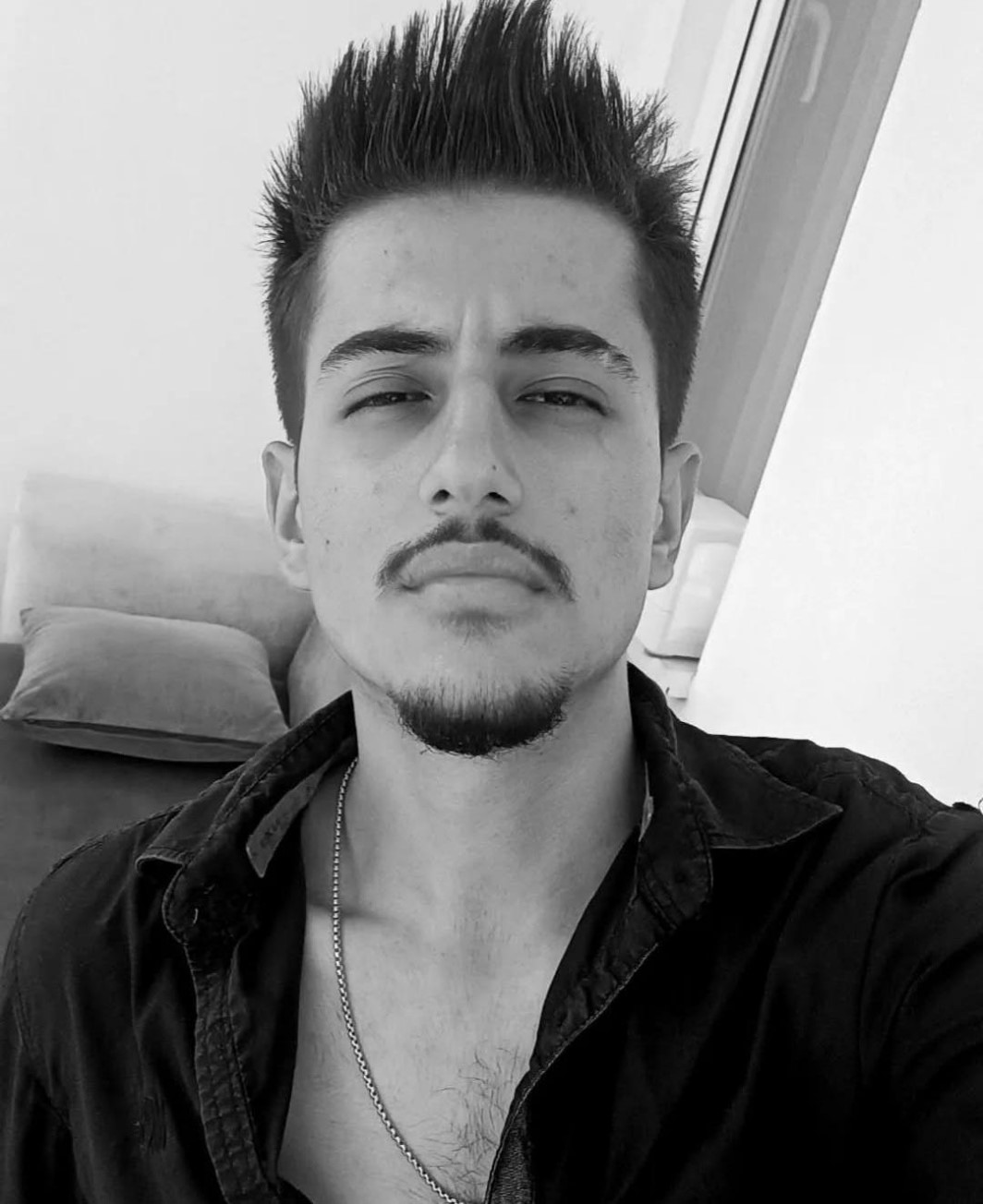 Kazadan Hastaneye, Hastaneden Morga 25 Yaşında Hayata Veda Etti (3)