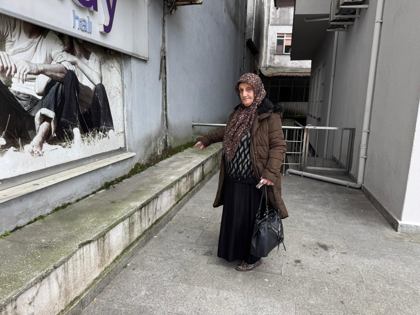 Kimse Gormedi Sandi Ama Biri Fark Etti Bir Anlik Dalginlik Ornek Bir Davranis (3)