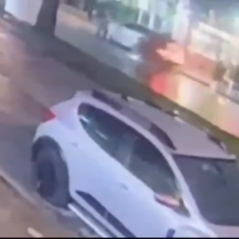 Kurşun Yağdırdığı Iş Yerinde 1 Ölü, 2 Ağır Yaralı! Cinayet Anı Görüntüleri Ortaya Çıktı (5)