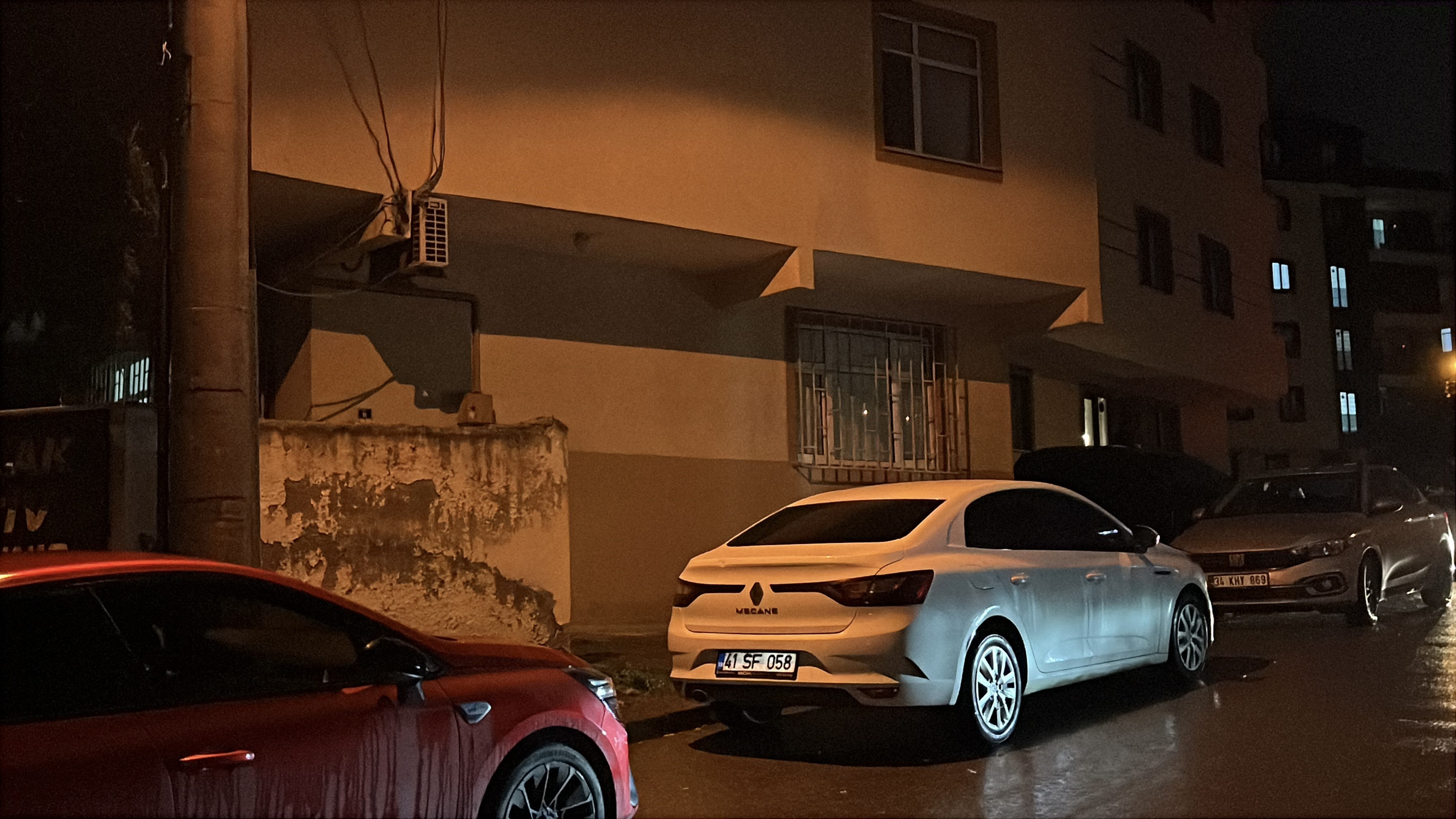 Kurşunlar Konuştu Eski Siyasetçi Emekli Polisi Vurdu (3)