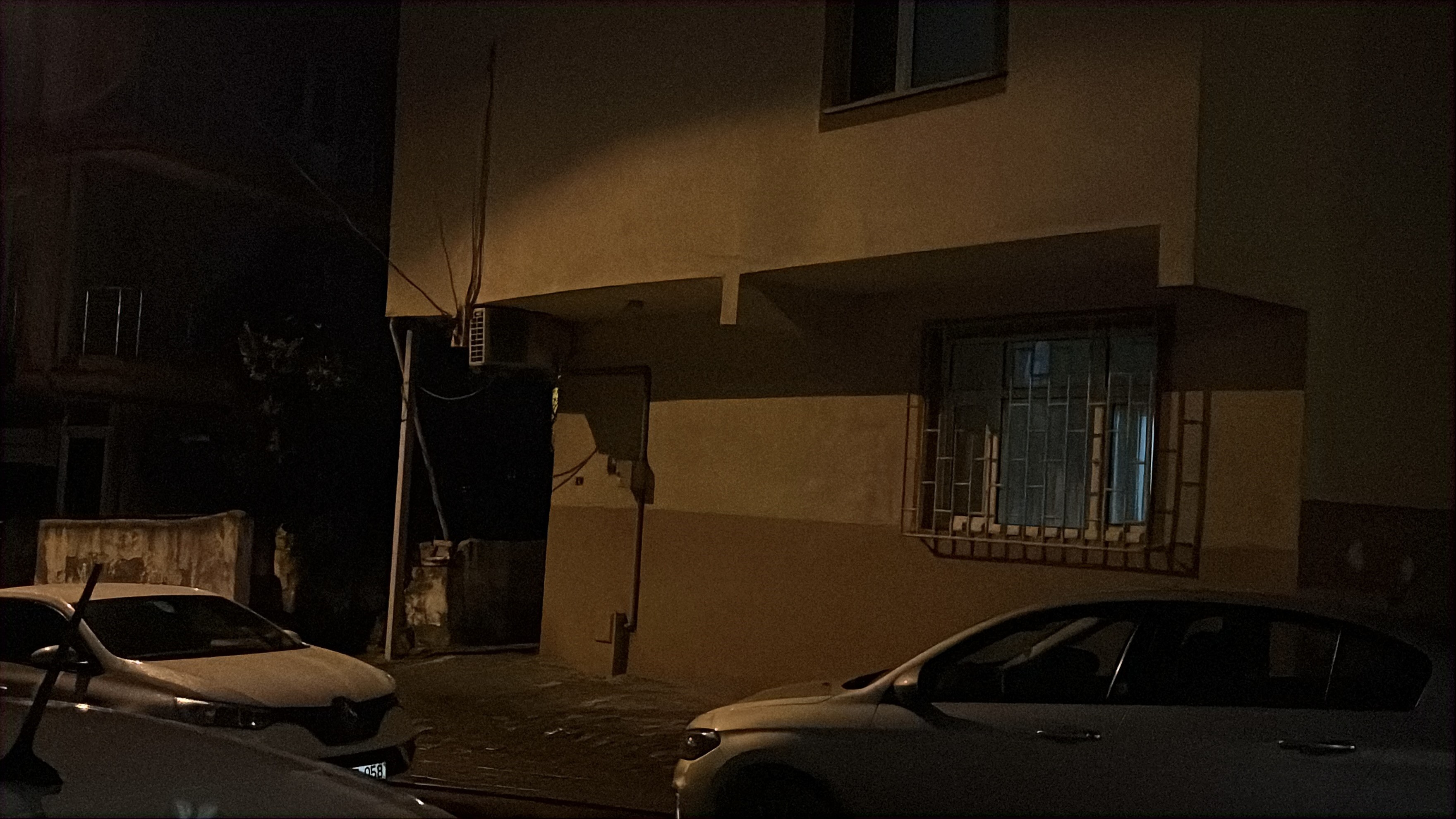 Kurşunlar Konuştu Eski Siyasetçi Emekli Polisi Vurdu (5)