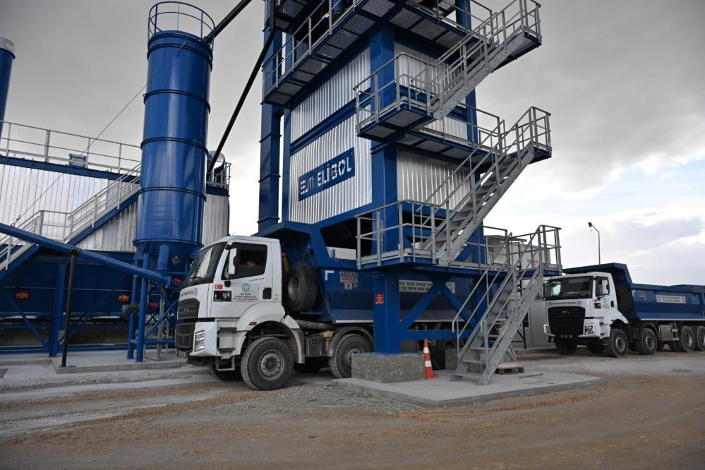 Manisa Buyuksehirden Asfalt Atagi Uretim 120 Bin Tona Cikiyor (2)