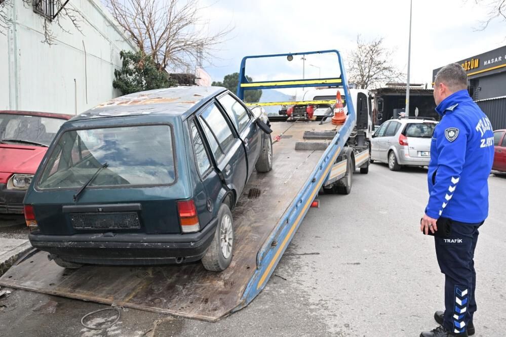 Mani̇sa Hurda Araç (2)