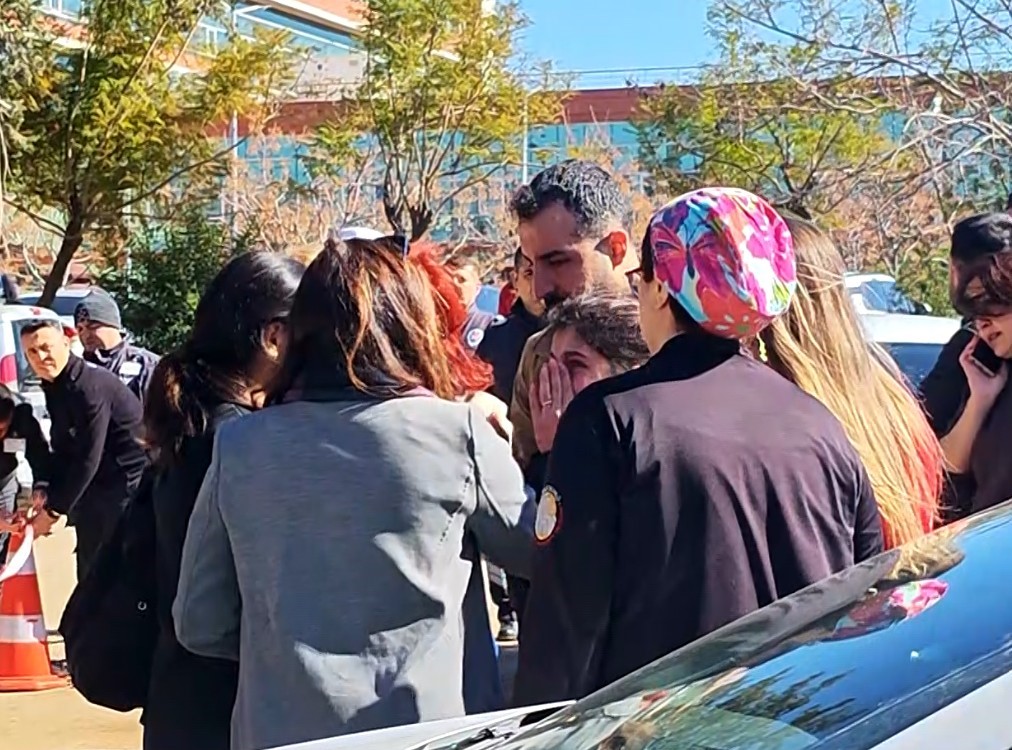 Mesai Sonrası Geri Dönmedi, Acı Gerçek Otoparkta Ortaya Çıktı (6)