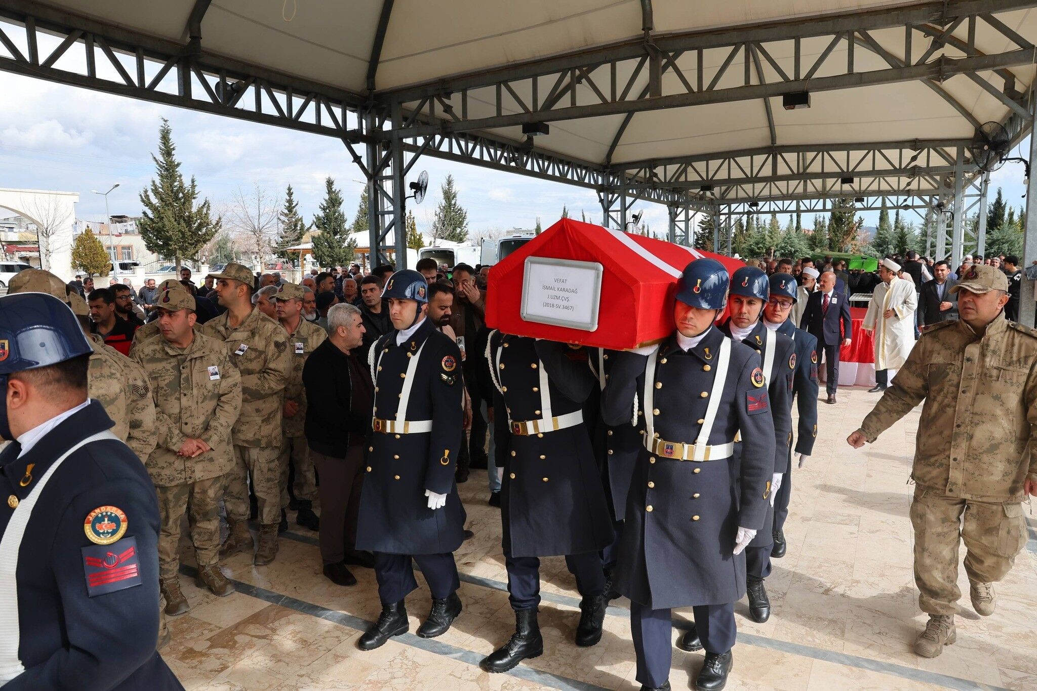 Meslektaşının Evinde Yaşamına Son Verdi! Uzman Çavuşa Acı Veda (5)