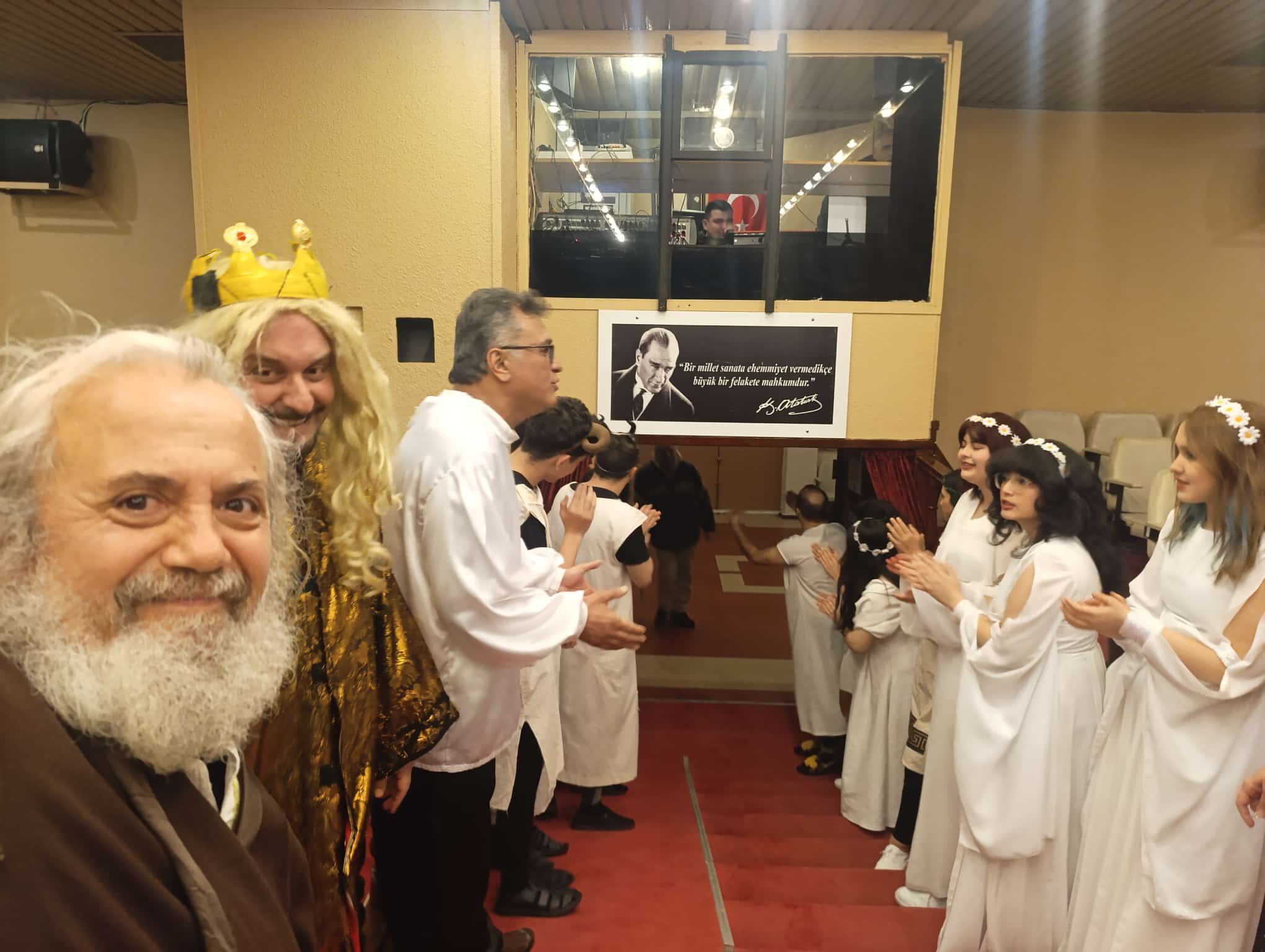 Midasın Kulakları (2)