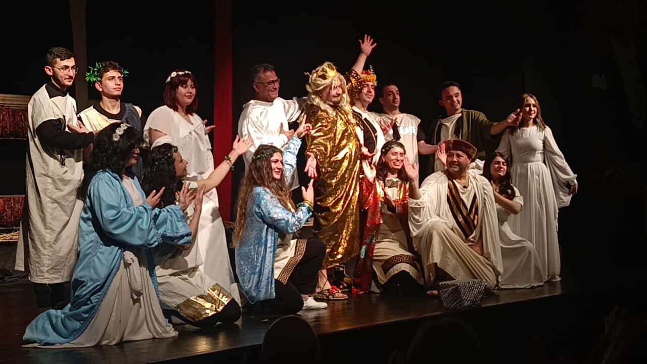 Midasın Kulakları (3)