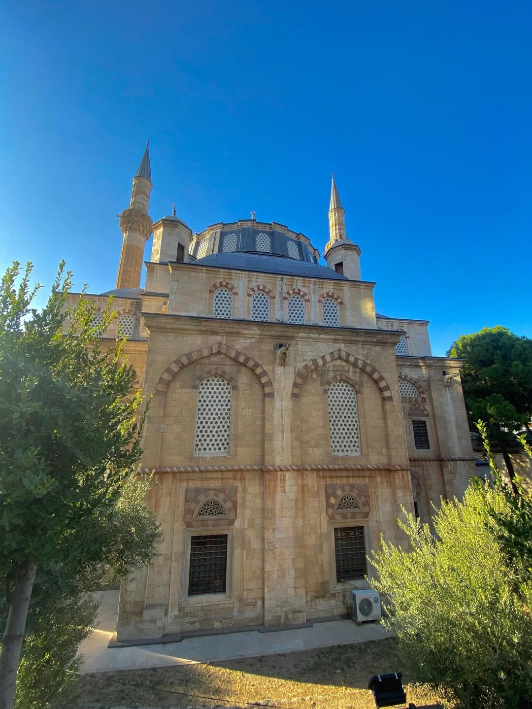 Muradiye Cami Kim Yaptı (2)-1