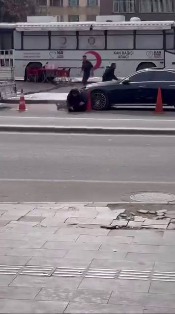 Müteahhit Ile Emlakçı Arasında Kanlı Hesaplaşma! Silahlı Kavga Anı Ortaya Çıktı (2)