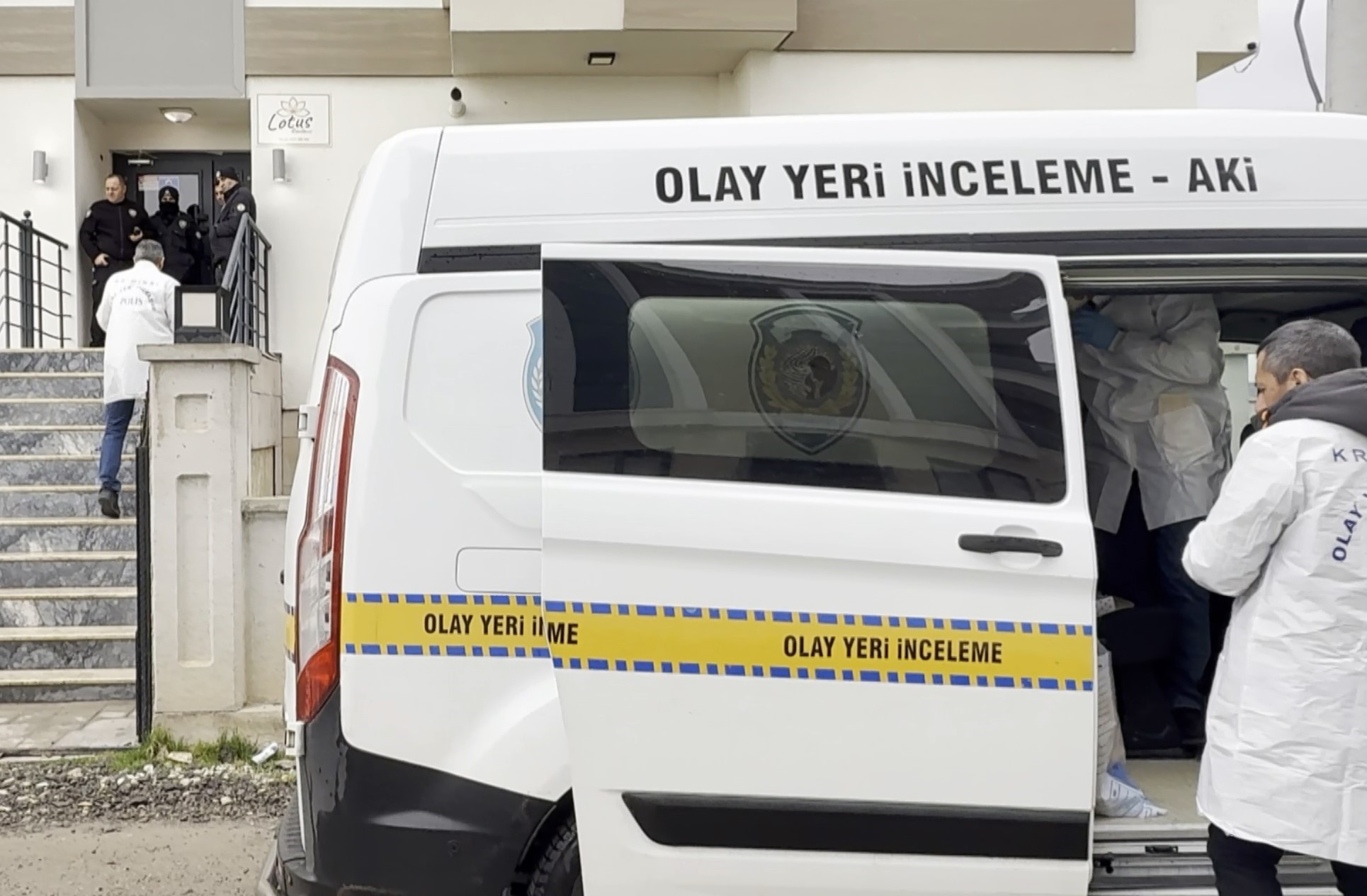 Müteahhitin Ölümü Şok Yarattı Başından Vurulmuş Halde Bulundu (5)