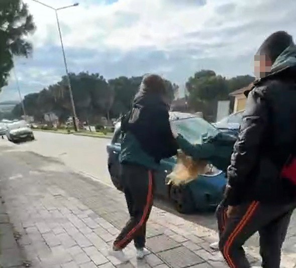 Ogrenci Tehdit Edildigini Soyledi Ama Onlem Alinmadi 14 Yasindaki Kiz Akrani Tarafinda (3)