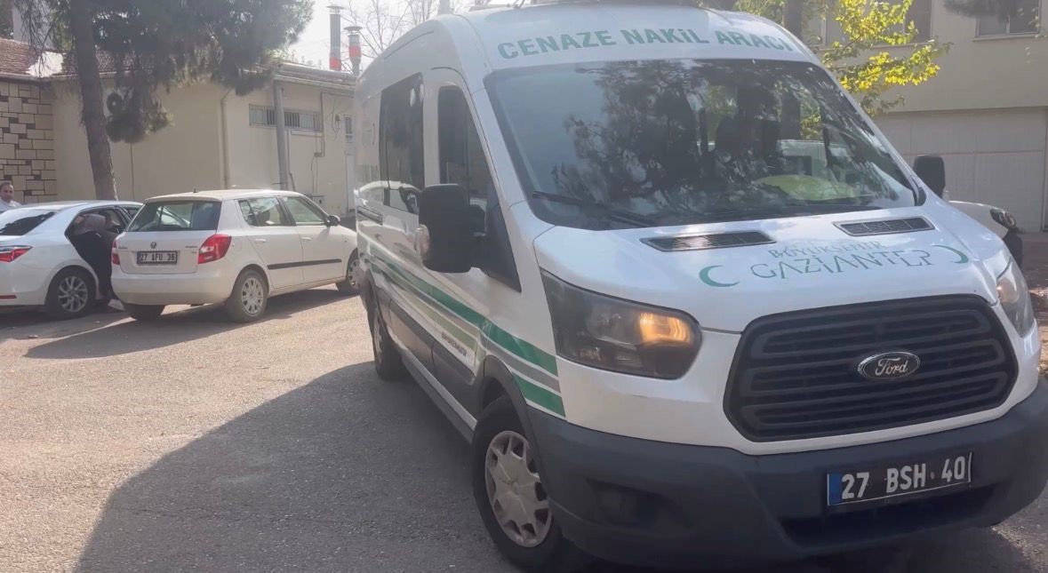 Sabah Saatlerinde Dehşet Kavşakta Bekleyen Motosikletliye Ölüm Çarptı (2)