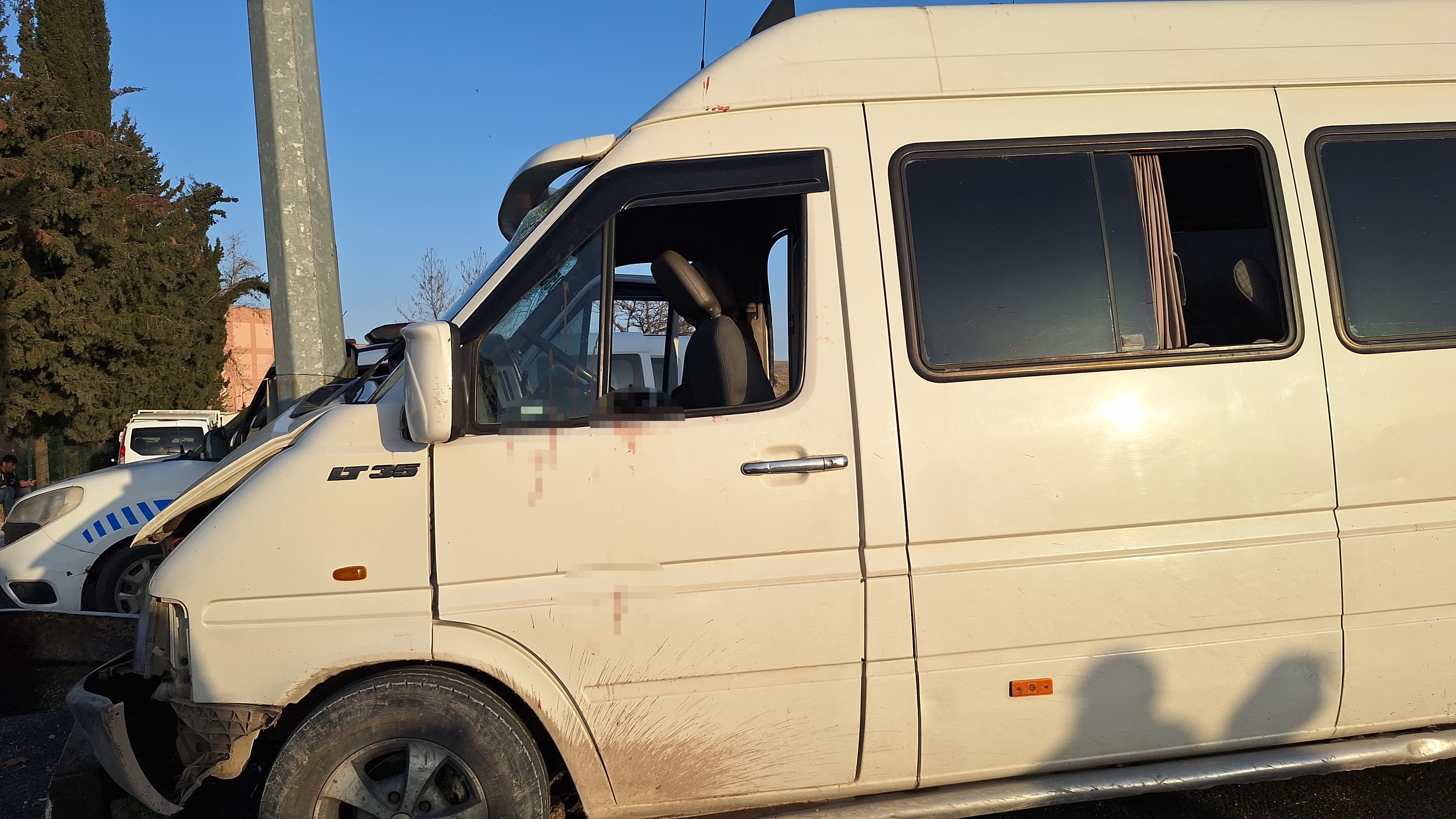 Sabah Saatlerinde Işçi Servisi Kazası! 1’I Ağır 15 Kişi Yaralandı (7)