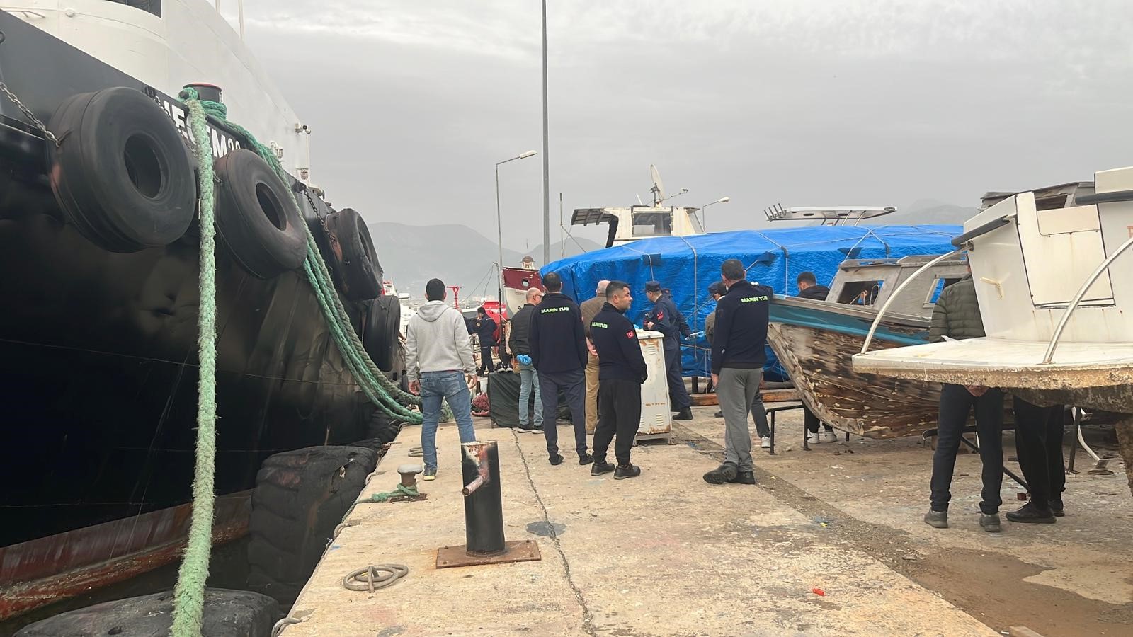 Sahilde Dehşet Balıkçı Barınağında 36 Yaşındaki Adam Ölü Bulundu (6)