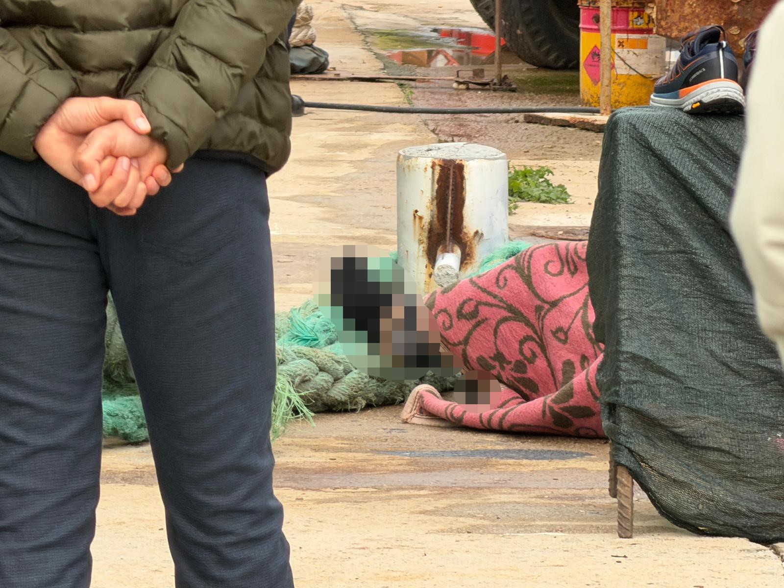 Sahilde Dehşet Balıkçı Barınağında 36 Yaşındaki Adam Ölü Bulundu (7)