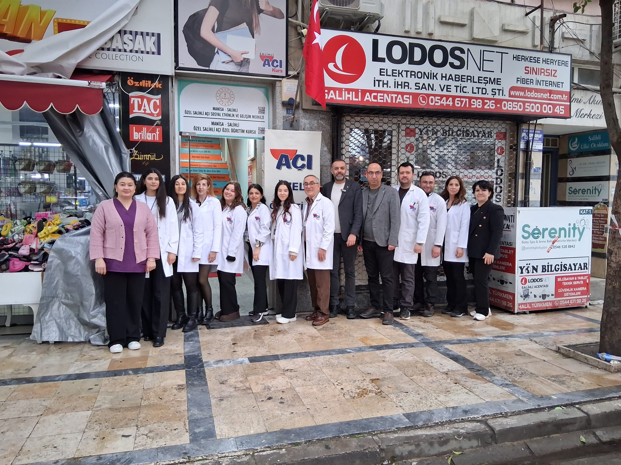 Salihli Açı Kurs’ta Bursluluk Sınavına Yoğun Katılım (1)-1