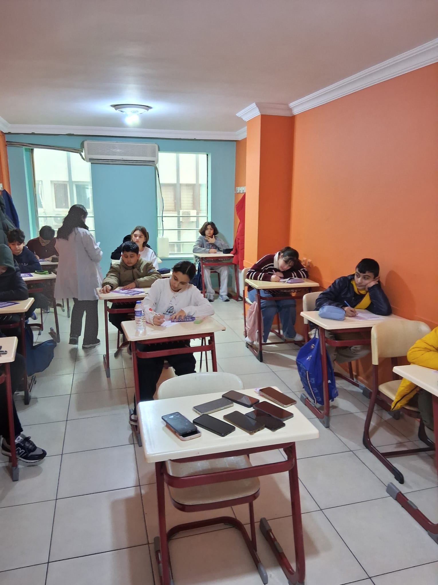 Salihli Açı Kurs’ta Bursluluk Sınavına Yoğun Katılım (5)