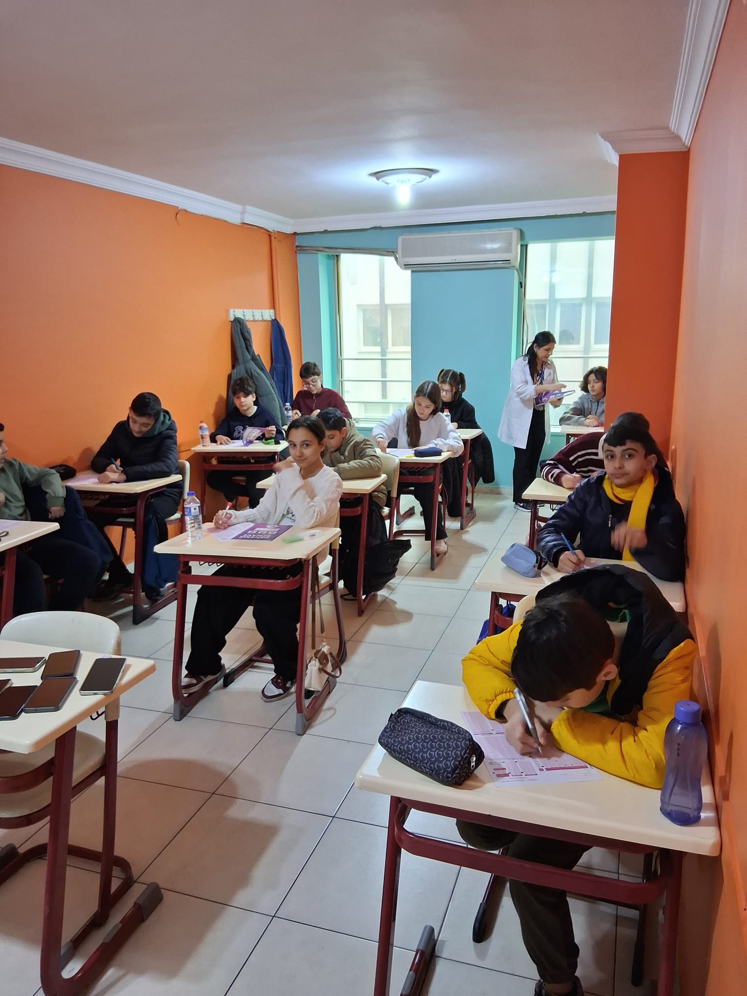 Salihli Açı Kurs’ta Bursluluk Sınavına Yoğun Katılım (6)