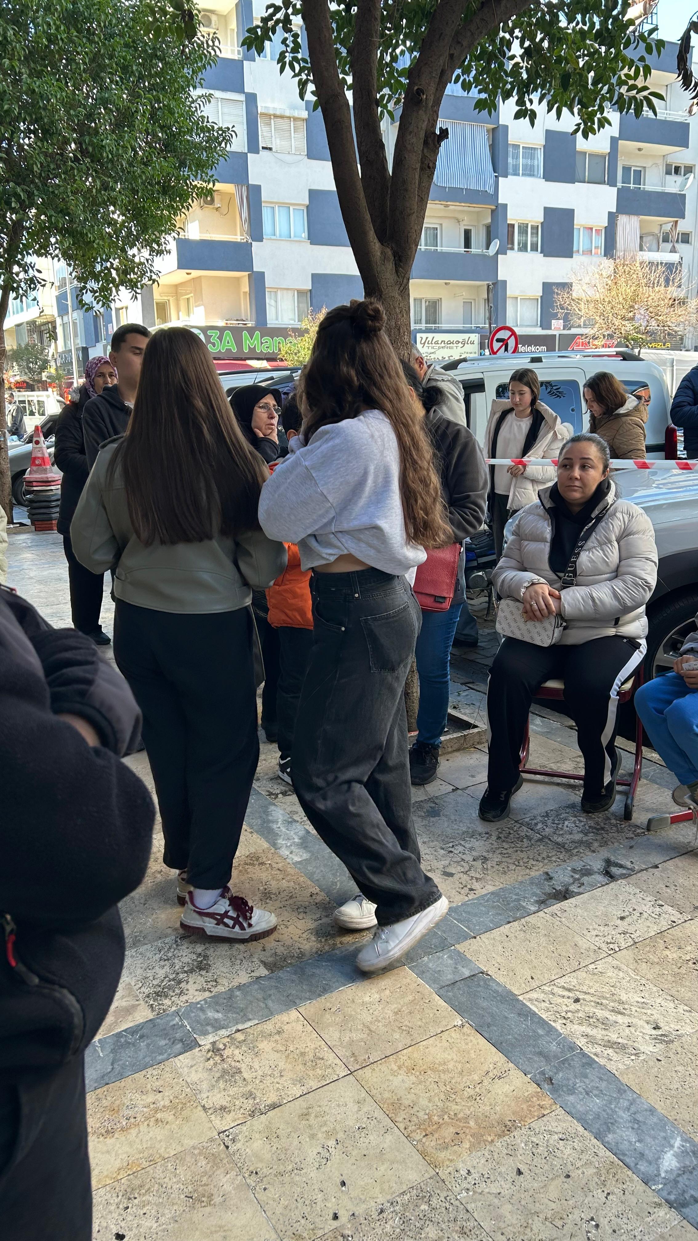 Salihli Açı Kurs’ta Bursluluk Sınavına Yoğun Katılım (8)