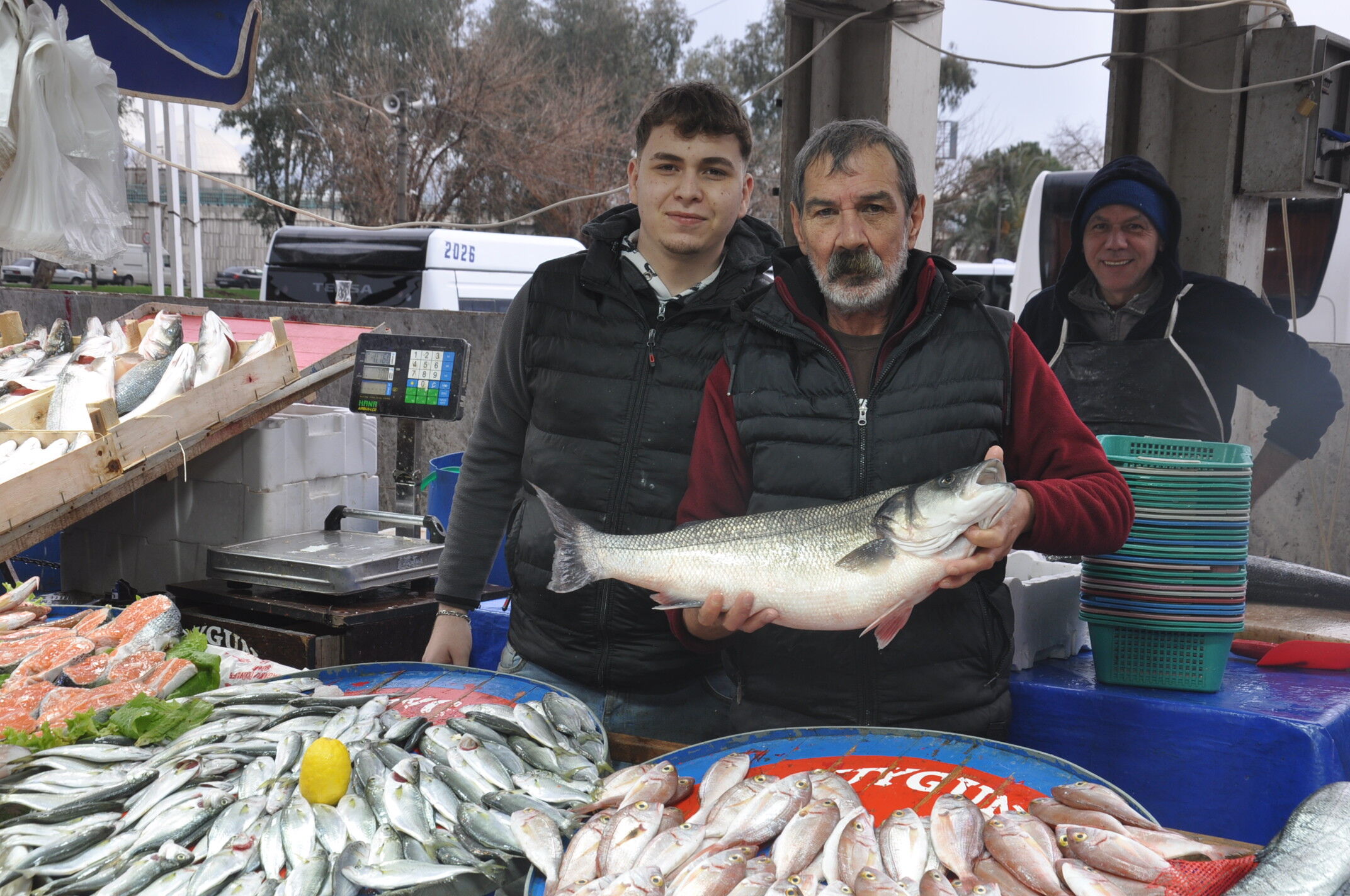 Salihli Balık Çarşamba Pazar (4)