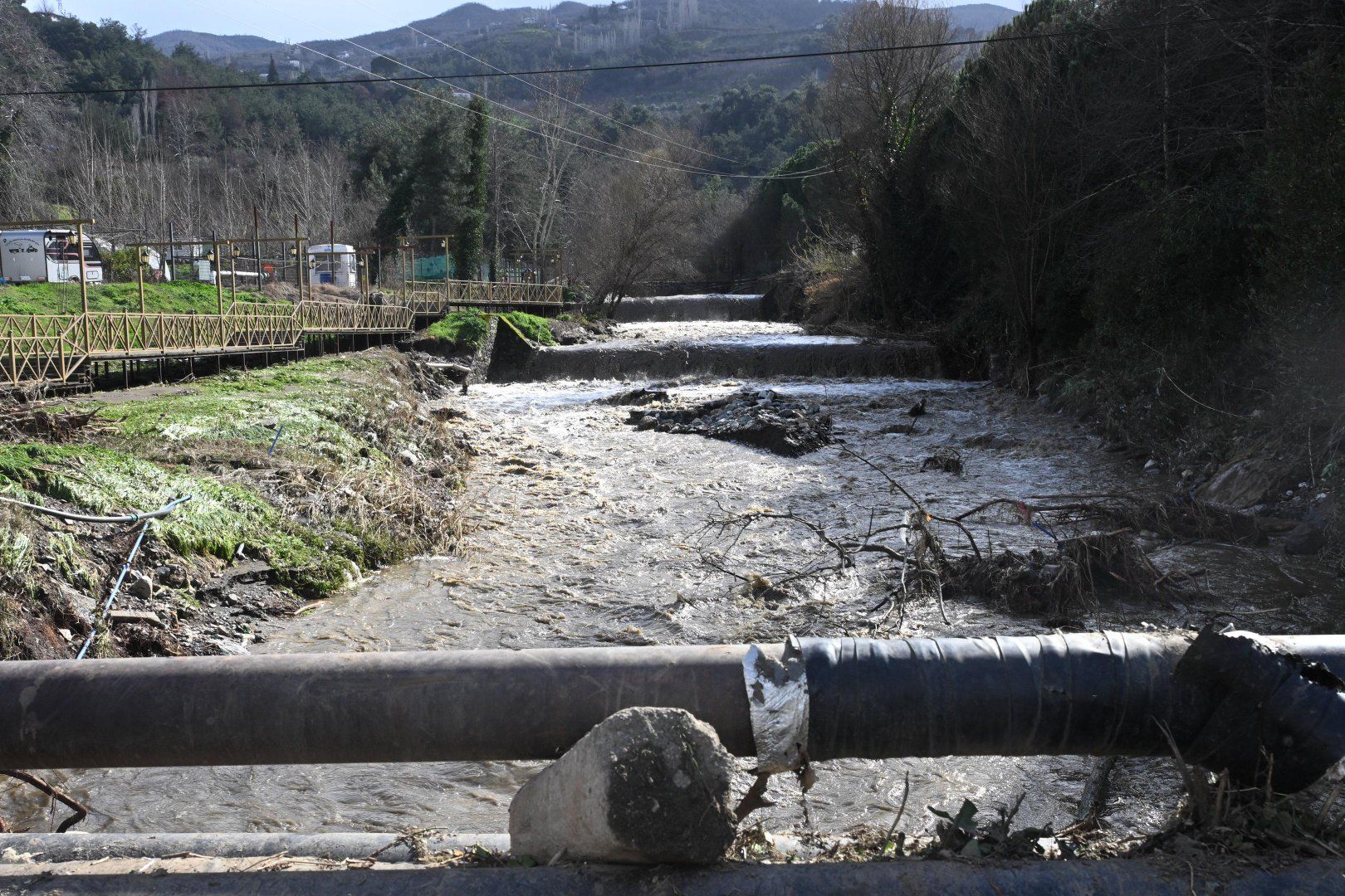Salihli Sel Nurlu Açıklama (5)