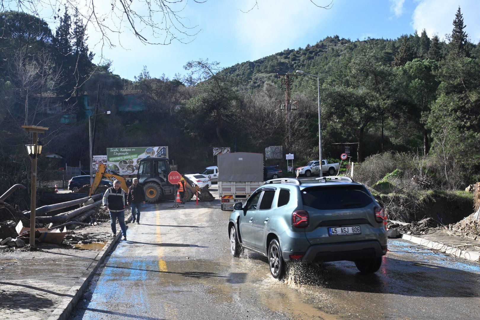 Salihli Sel Nurlu Açıklama (6)