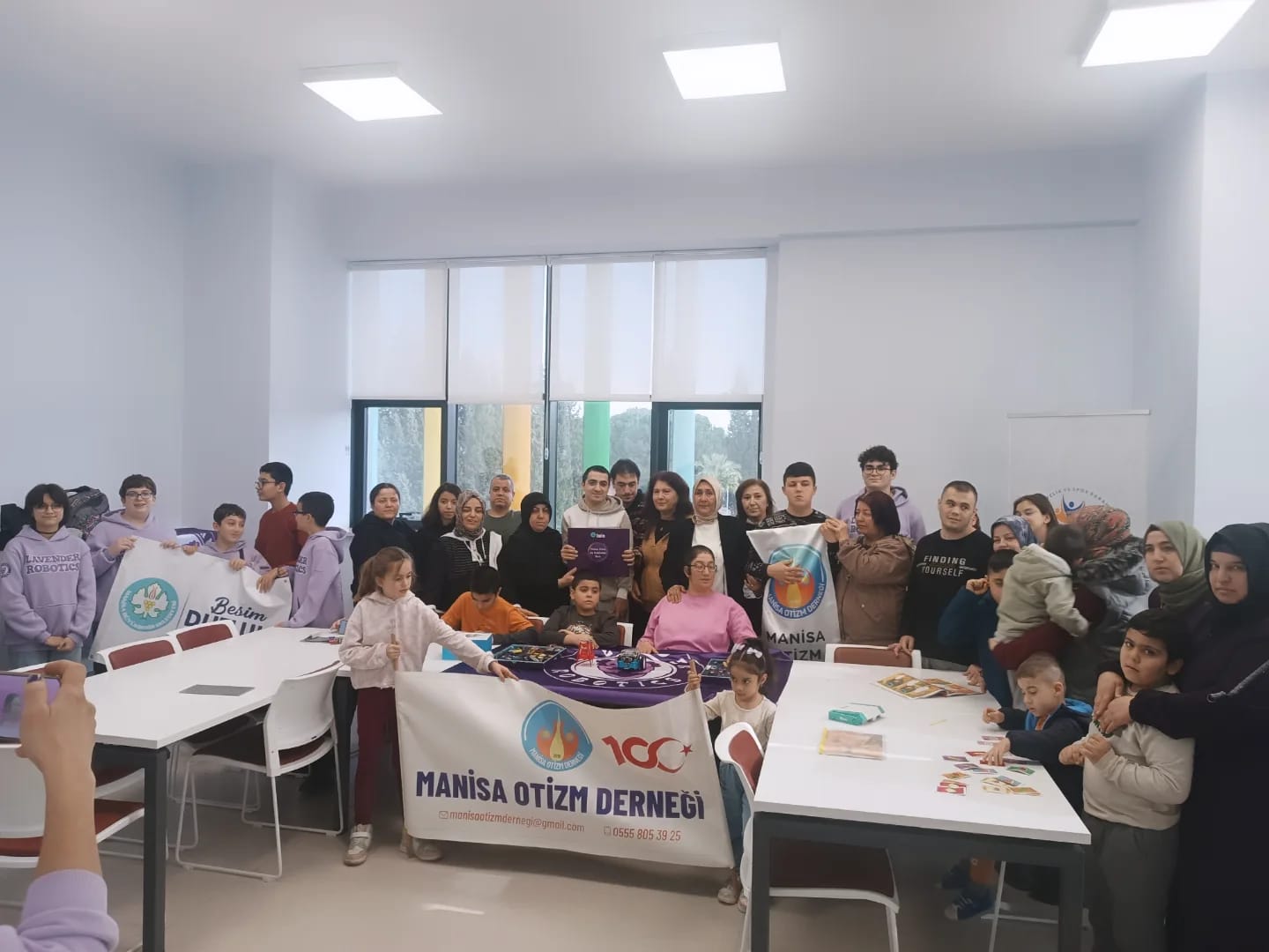 Salihlide Otizmli Bireyler Icin Unutulmaz Bir Gun (2)