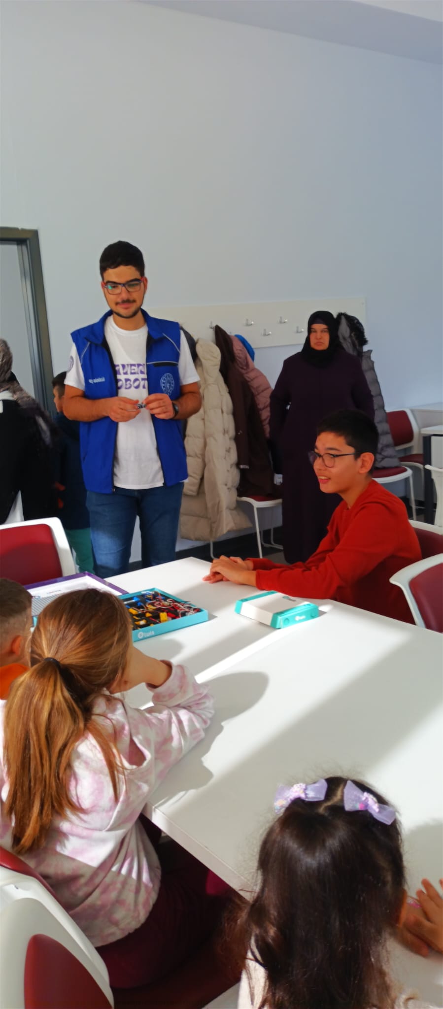 Salihlide Otizmli Bireyler Icin Unutulmaz Bir Gun (7)