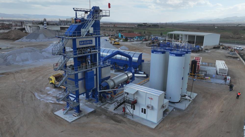 Salihlide Uretilen Asfalt Manisada Yollarda Kullanilmaya Basladi (1)-1