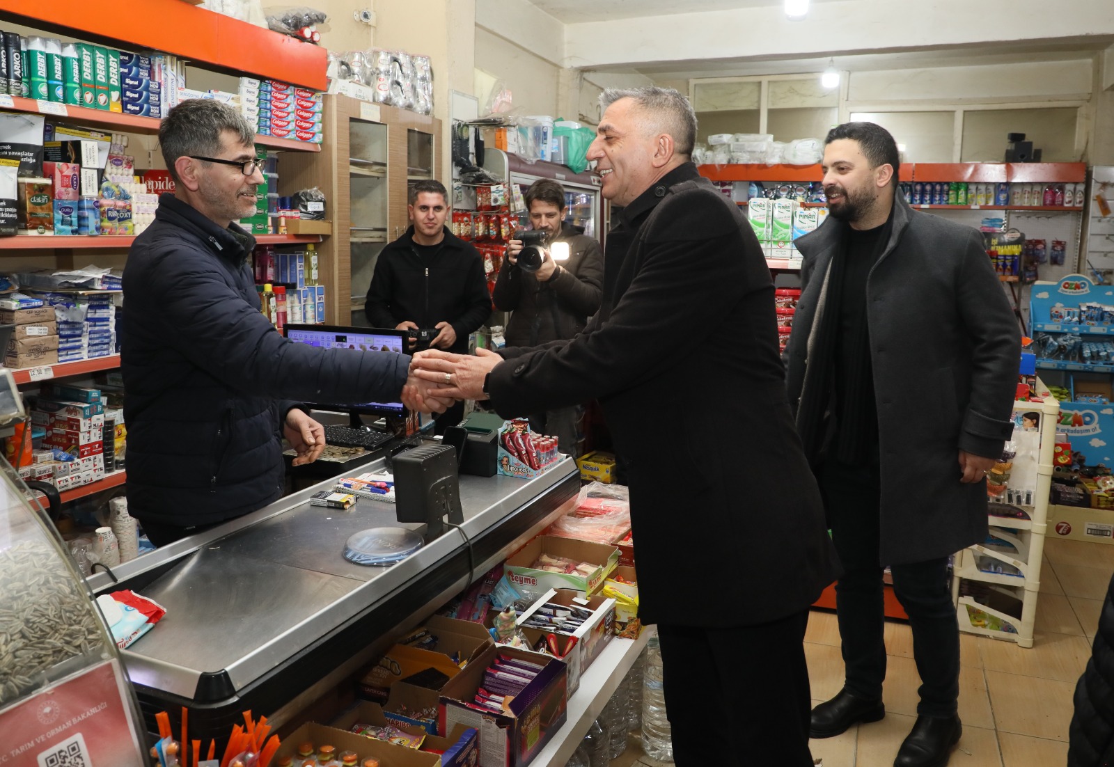 Sehzadeler Belediye Baskani Simsek Asagicobanisada Vatandaslarla Bulustu (3)