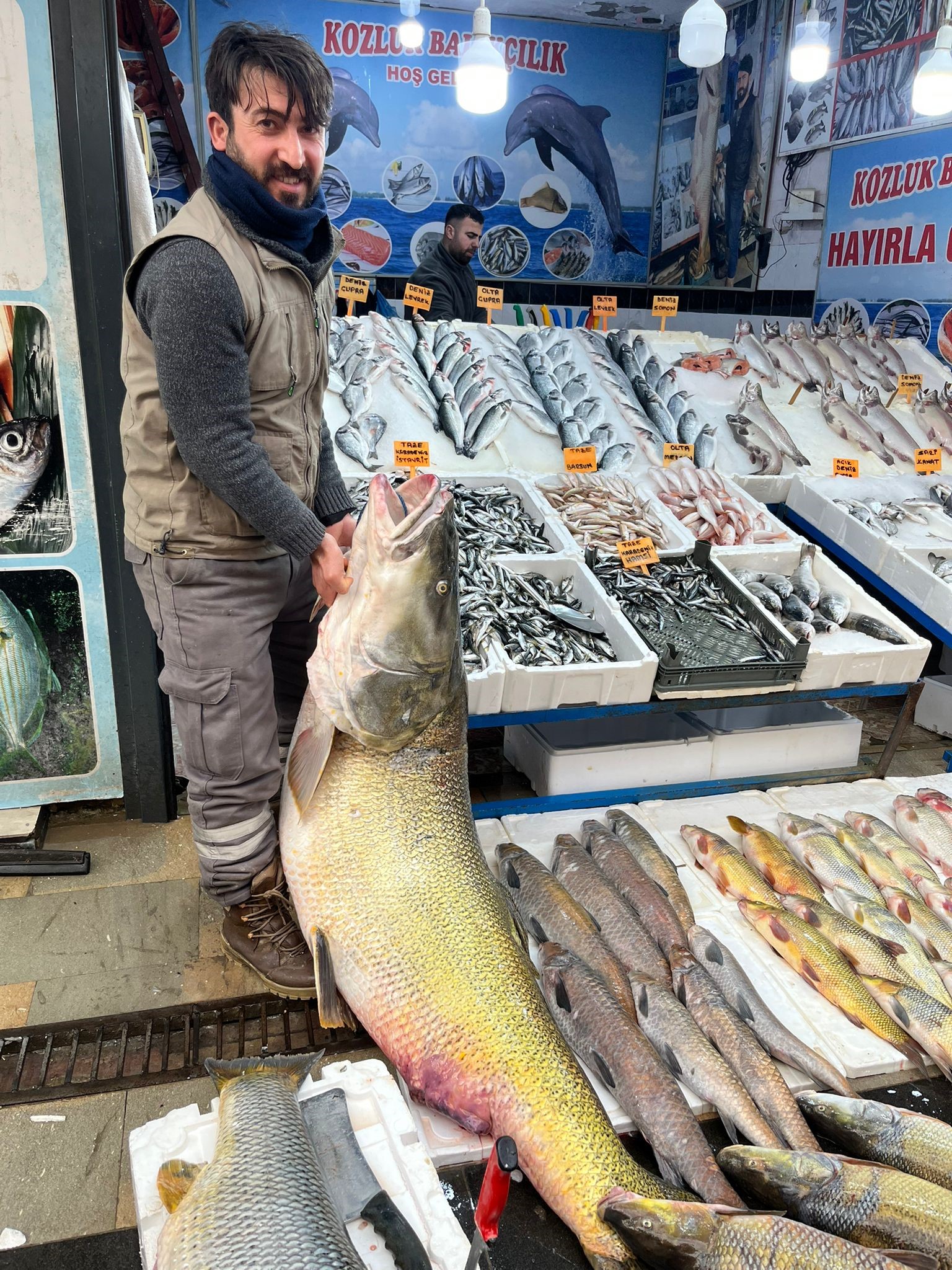 Sezonun Rekoru Kirildi 2 Metrelik Dev Ilgi Odagi Oldu (2)