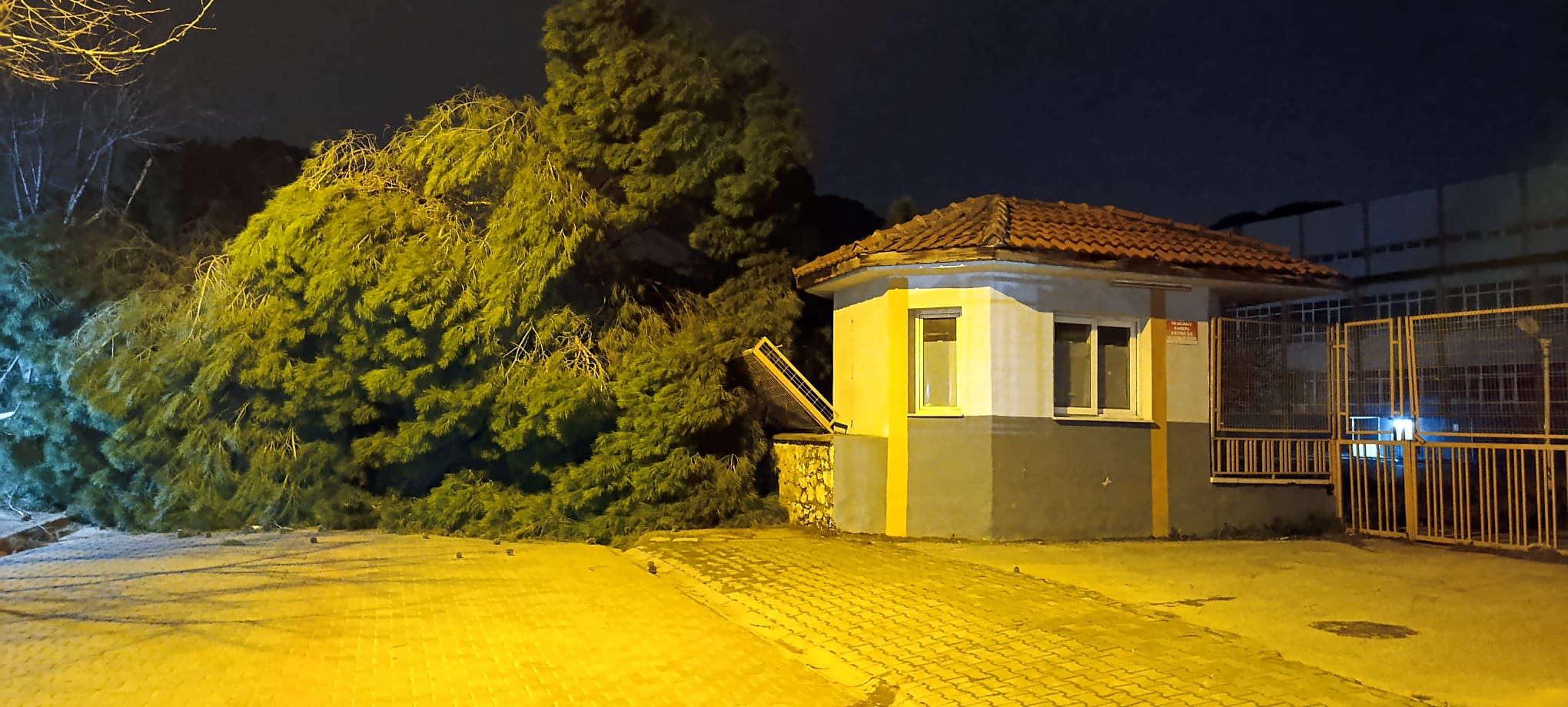 Son Dakika! Fevzipaşa Caddesi Ulaşıma Kapandı-2