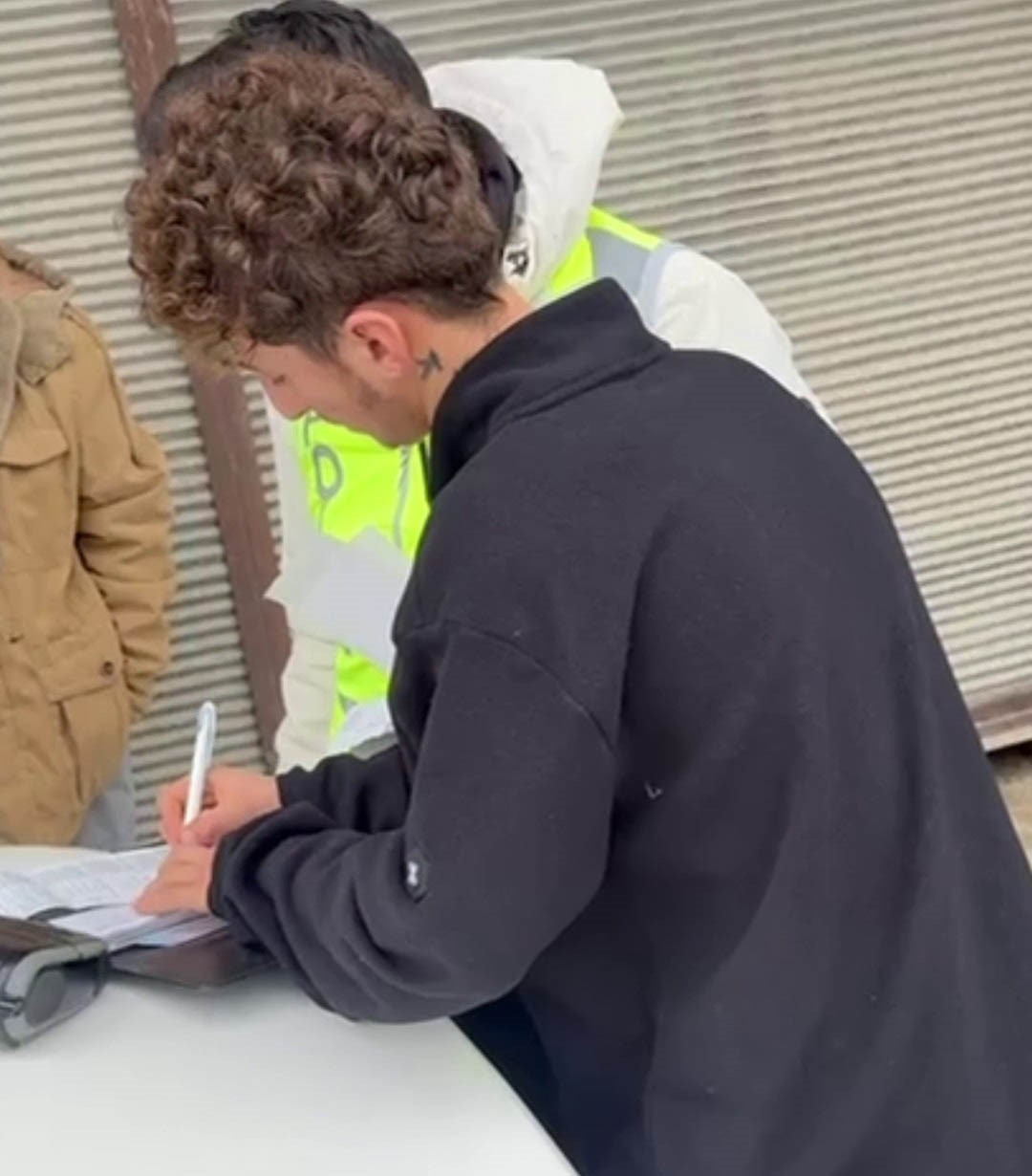 Sosyal Medya Sovu Pahaliya Patladi Hem Motor Gitti Hem Ehliyet (3)