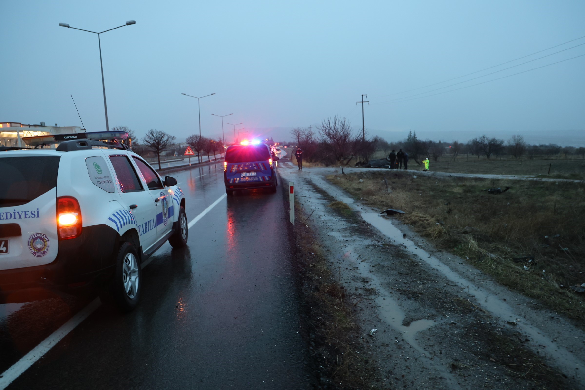 Takla Atan Araçtan Acı Haber! 18 Yaşındaki Sürücü Kurtarılamadı (5)