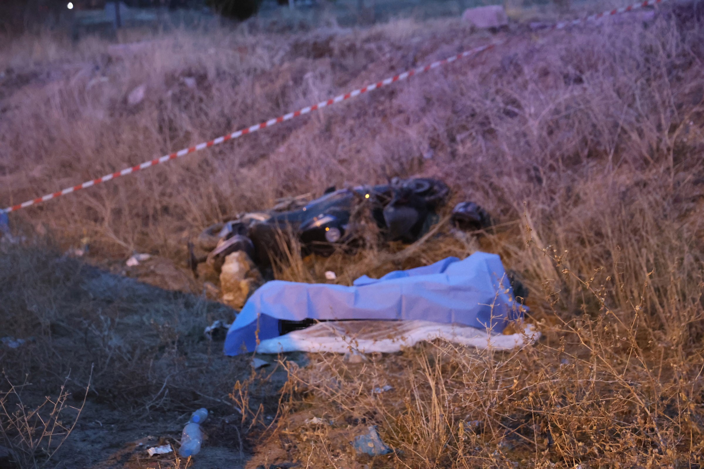 Takla Atan Motosiklet Can Aldı 20 Yaşındaki Sürücüsü Korkunç Şekilde Öldü (8)