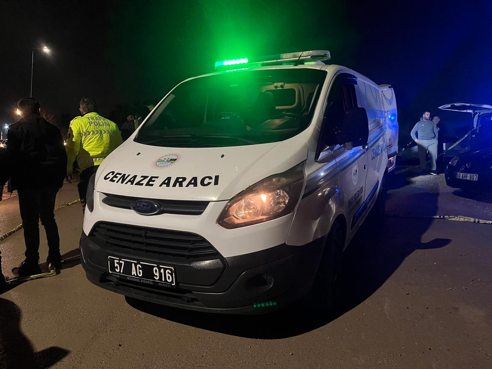 Tartisma Kanli Bitti Sokak Ortasinda 3 Kursunla Hayatini Kaybetti (6)