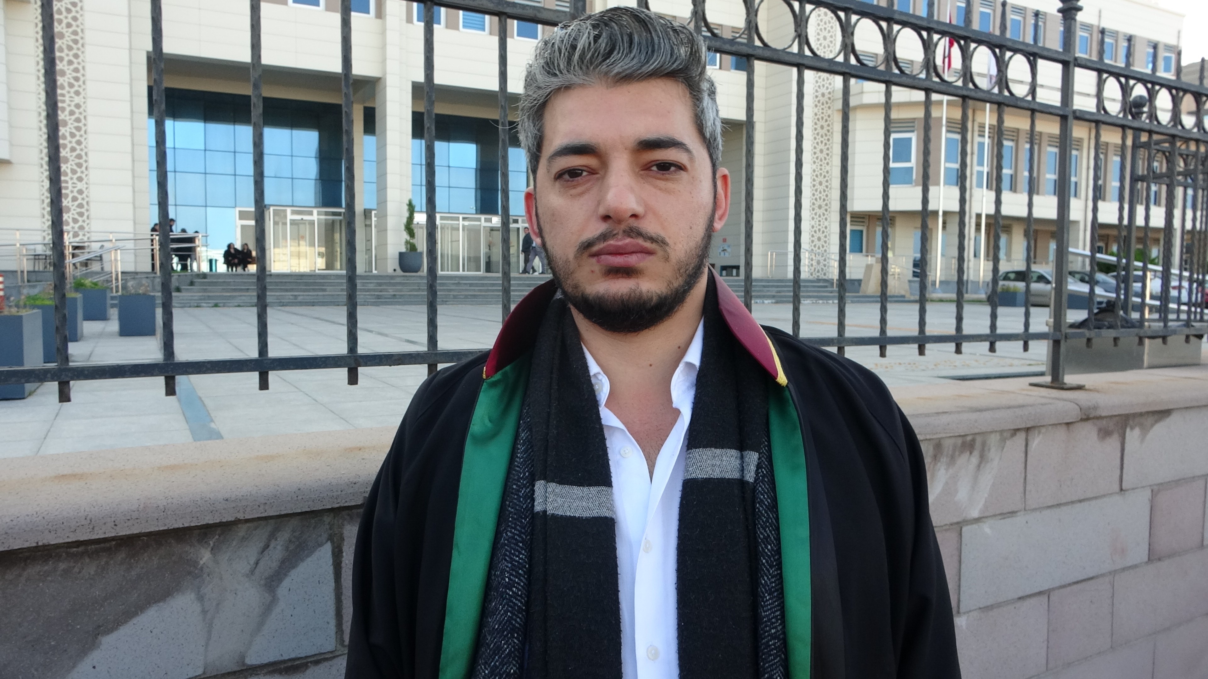 Uzaklastirma Kararlari Yetmedi Genc Anne Sokak Ortasinda Can Verdi (5)