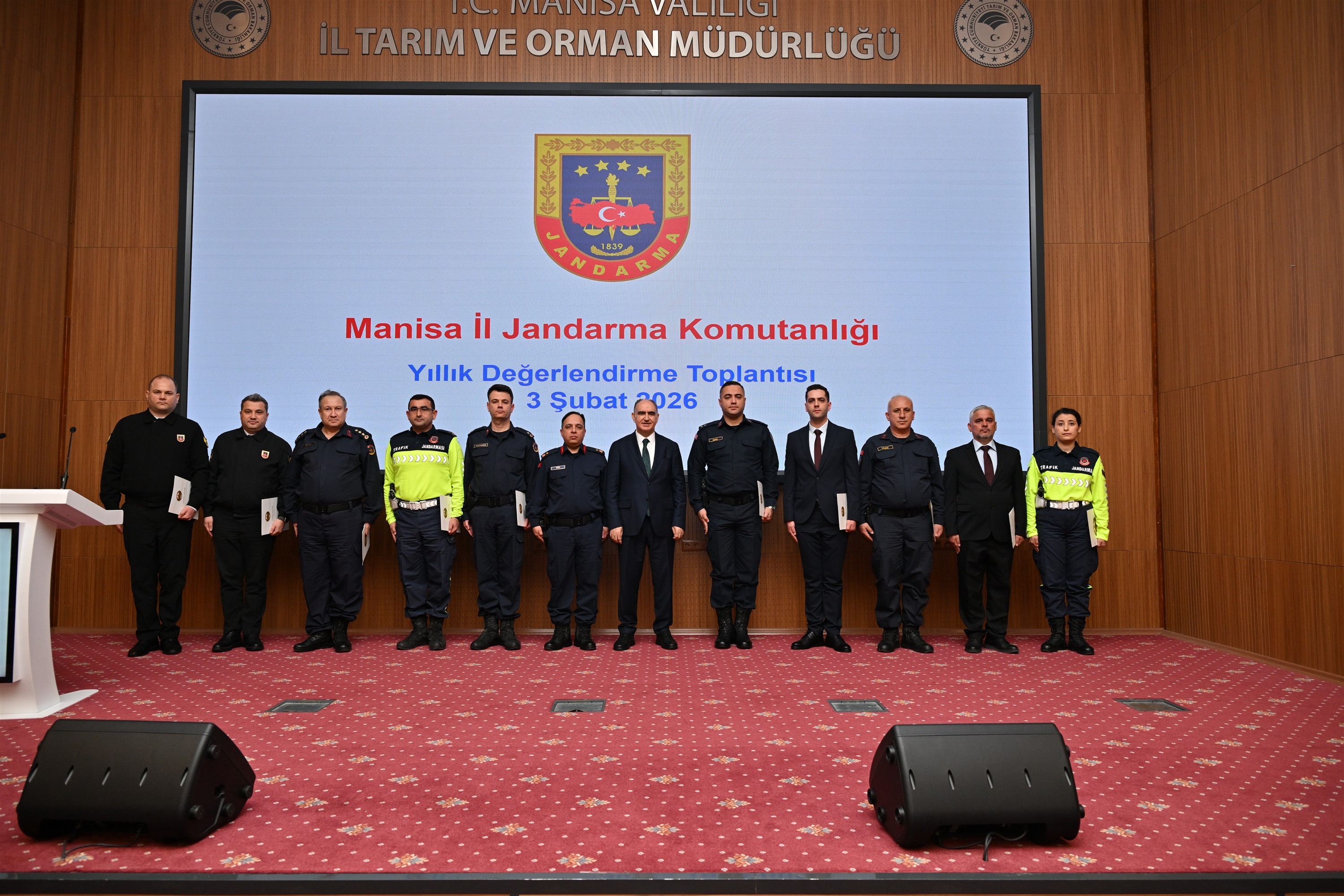 Vali Ozkandan Jandarmaya Tam Not Suc Olusmadan Onleniyor (6)