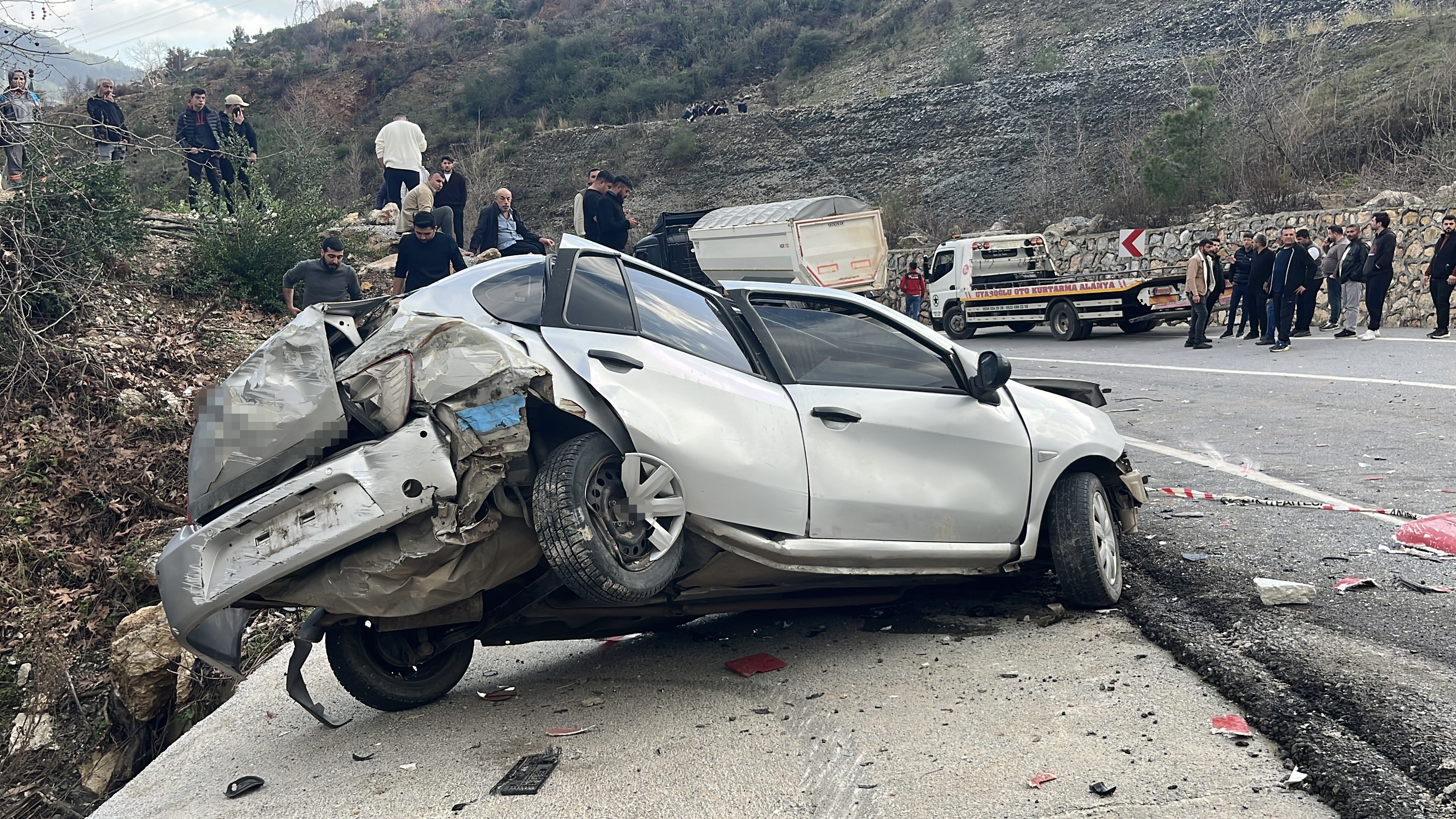 Viraji Alamadi Dehset Sacti Toprak Yuklu Kamyon Karsi Seride Daldi 1 Olu 3 Yarali (5)