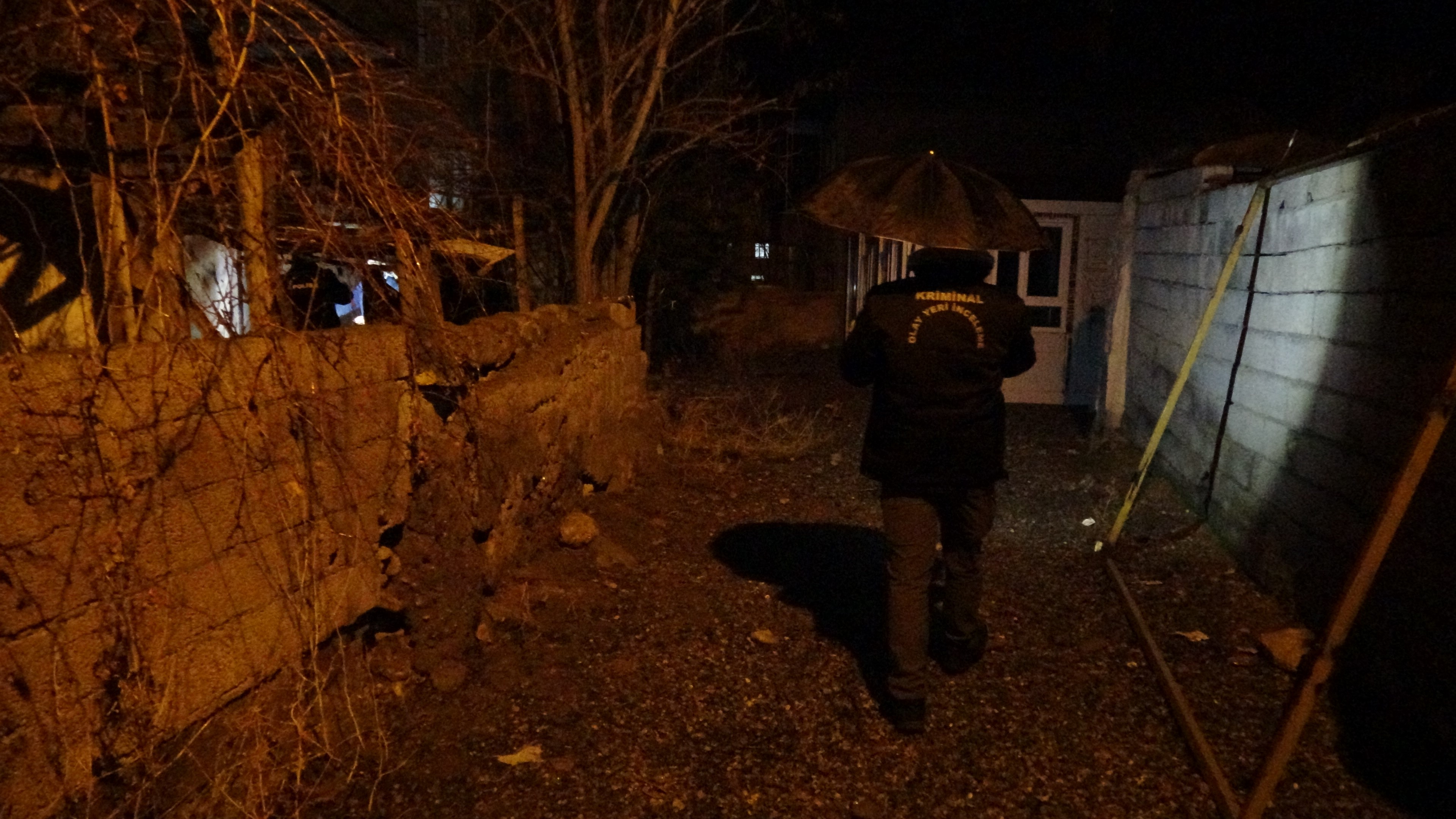 Yaktığı Ateş Sonu Oldu! Bahçede Fenalaştı, Hastanede Can Verdi (6)