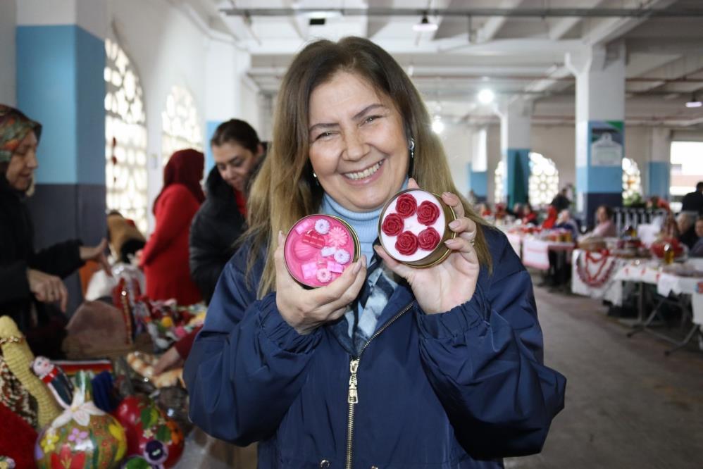 Yunusemrede Sevgi El Emegiyle Bulustu 14 Subata Ozel Kadin El Emegi Pazari Yogun Ilgi (3)