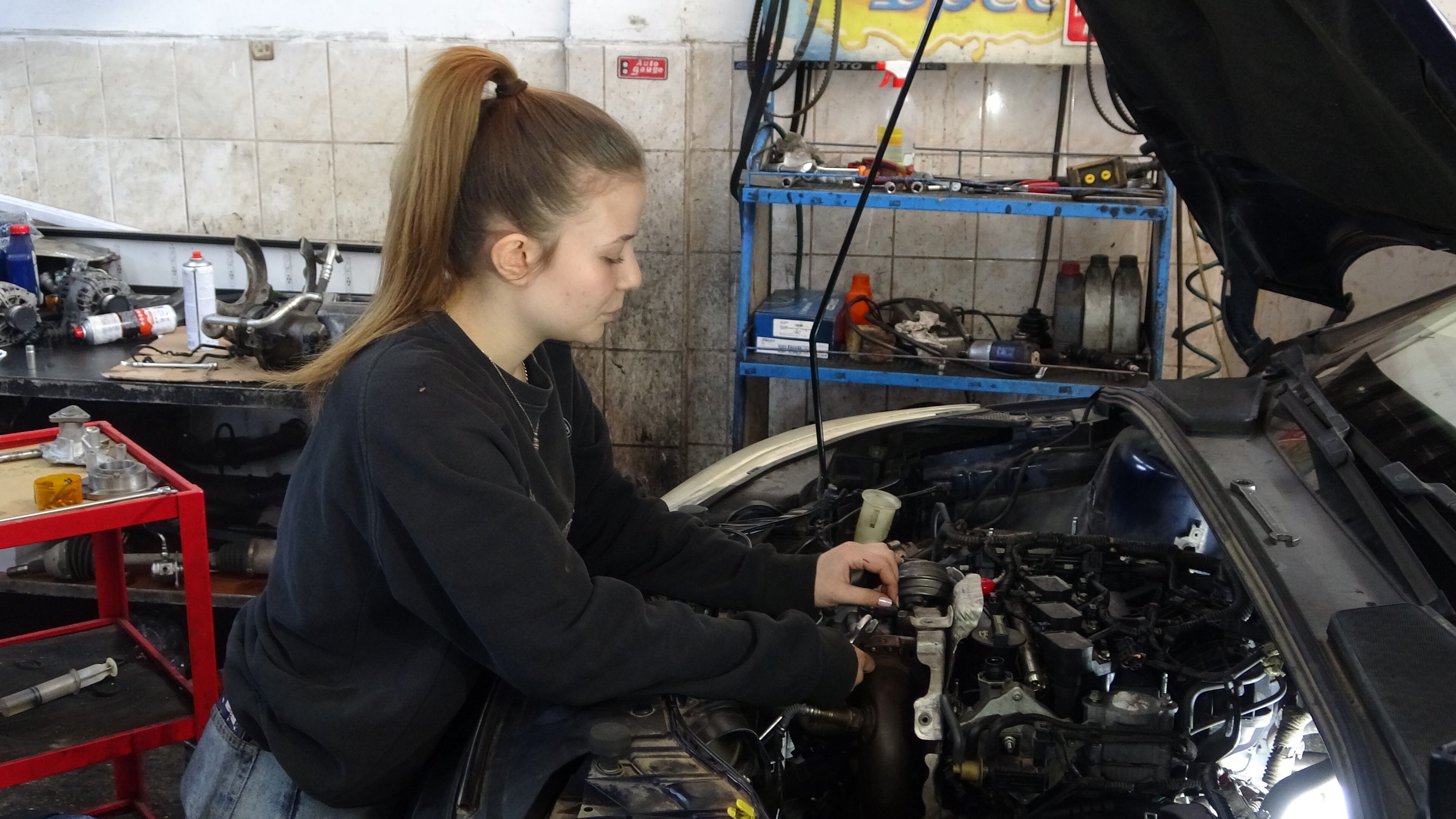 17 Yasindaki Selen Sanayide Sanziman Sokup Takabiliyor Ileride Kendi Tamirhanemi Acaca (3)