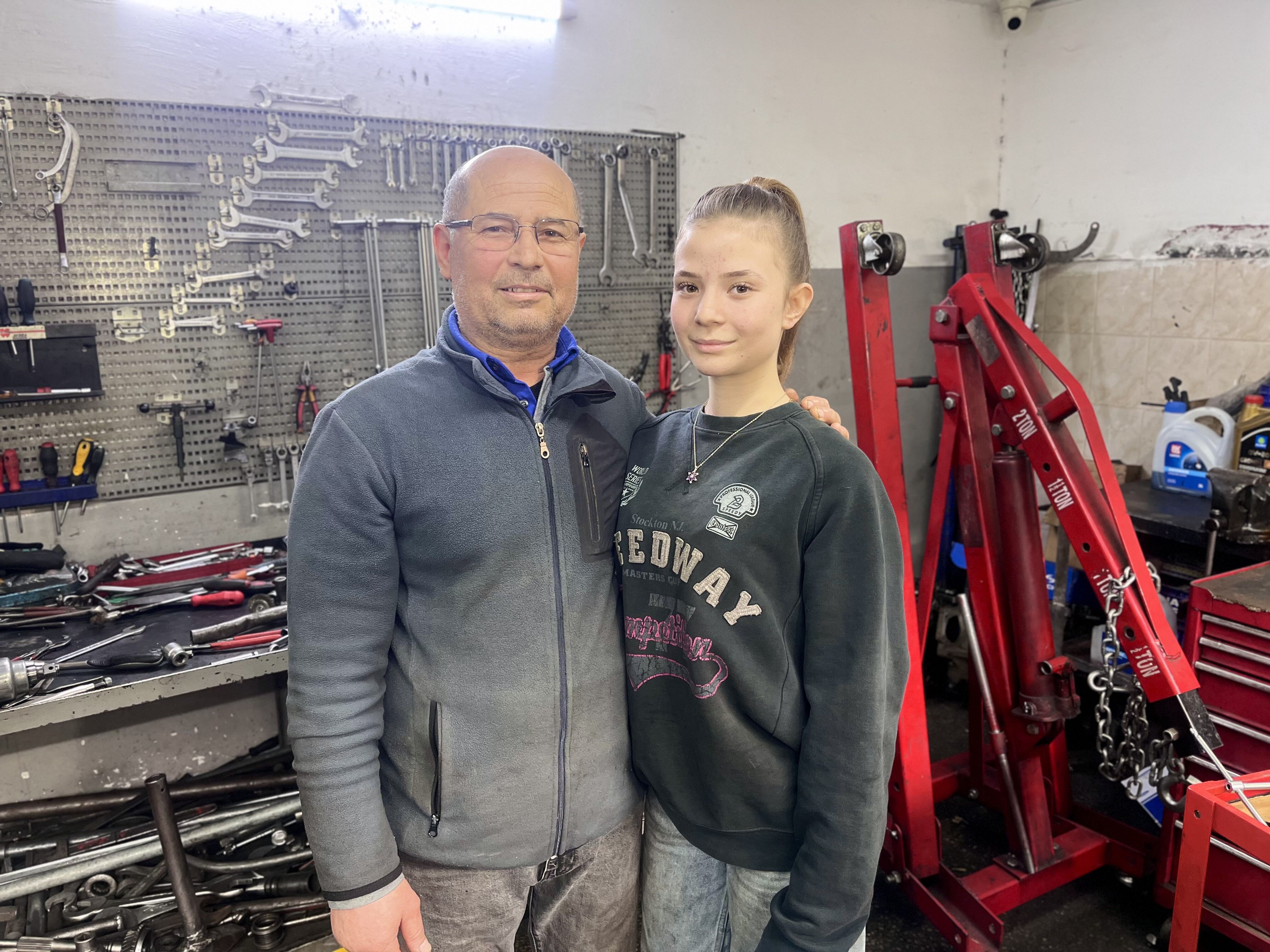 17 Yasindaki Selen Sanayide Sanziman Sokup Takabiliyor Ileride Kendi Tamirhanemi Acaca (4)