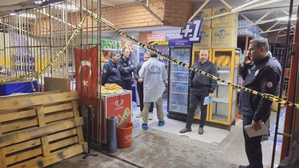 19 Yasindaki Hasanin Son Anlari Market Cinayetinin Goruntuleri Ortaya Cikti (1)-1