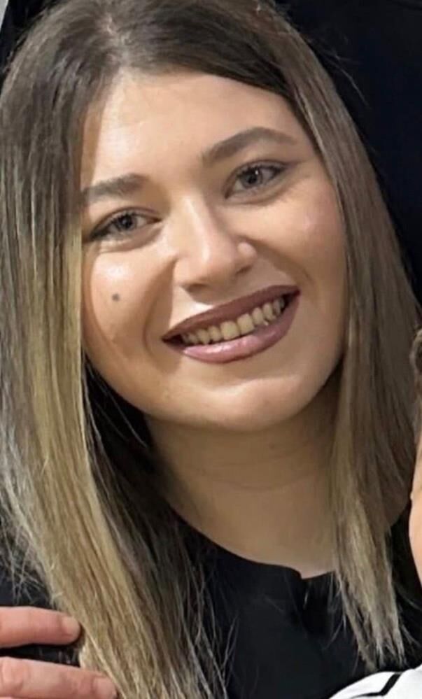 26 Yasindaki Hemsire 6 Kattan Dustu Hayatini Kaybetti Doktor Sevgilisi Banyodan Ciktim (3)